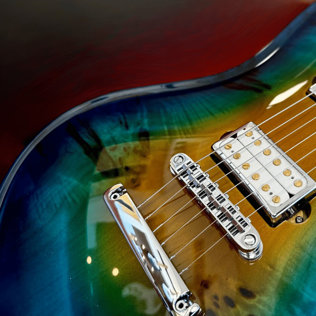 Valenti Nebula “Paradise” - Richards Guitars Of Stratford Upon Avon
