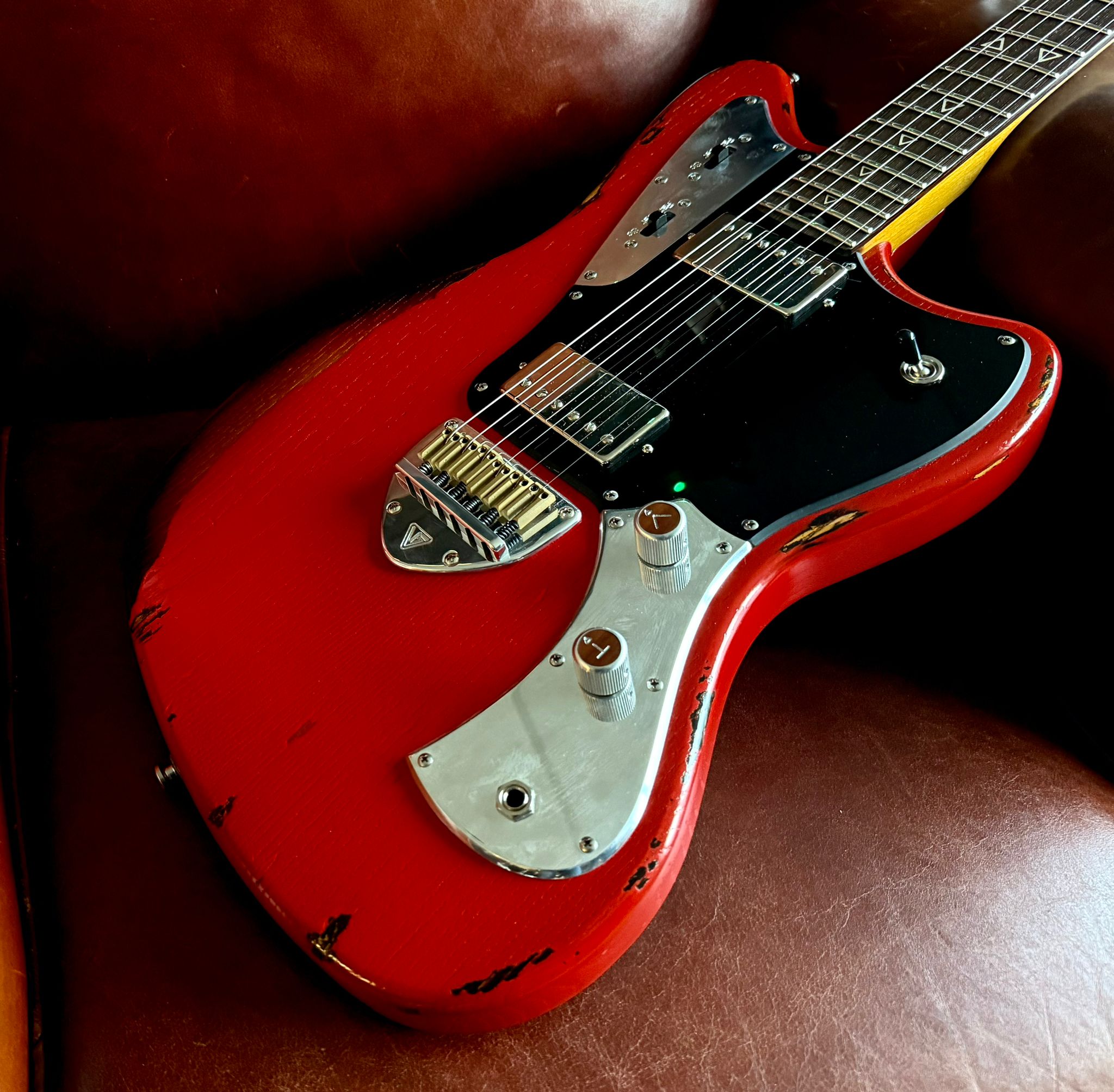 Valiant Jupiter "Dual Coat" Fiesta Red Barhat Distressed - Richards Guitars Of Stratford Upon Avon