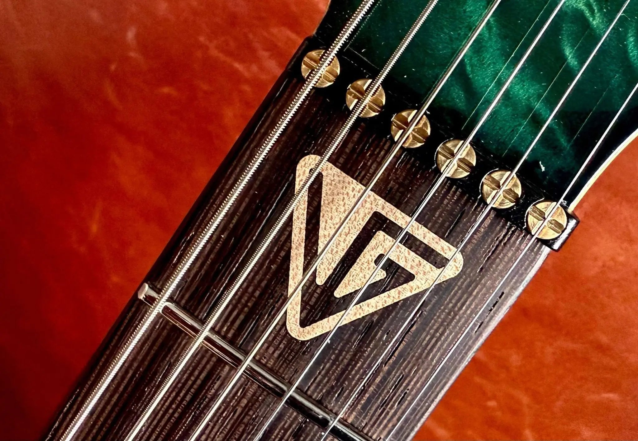 Valiant Soothsayer Malachite Alchemist P90 Custom With Stainless Steel Frets Upgrade - Richards Guitars Of Stratford Upon Avon