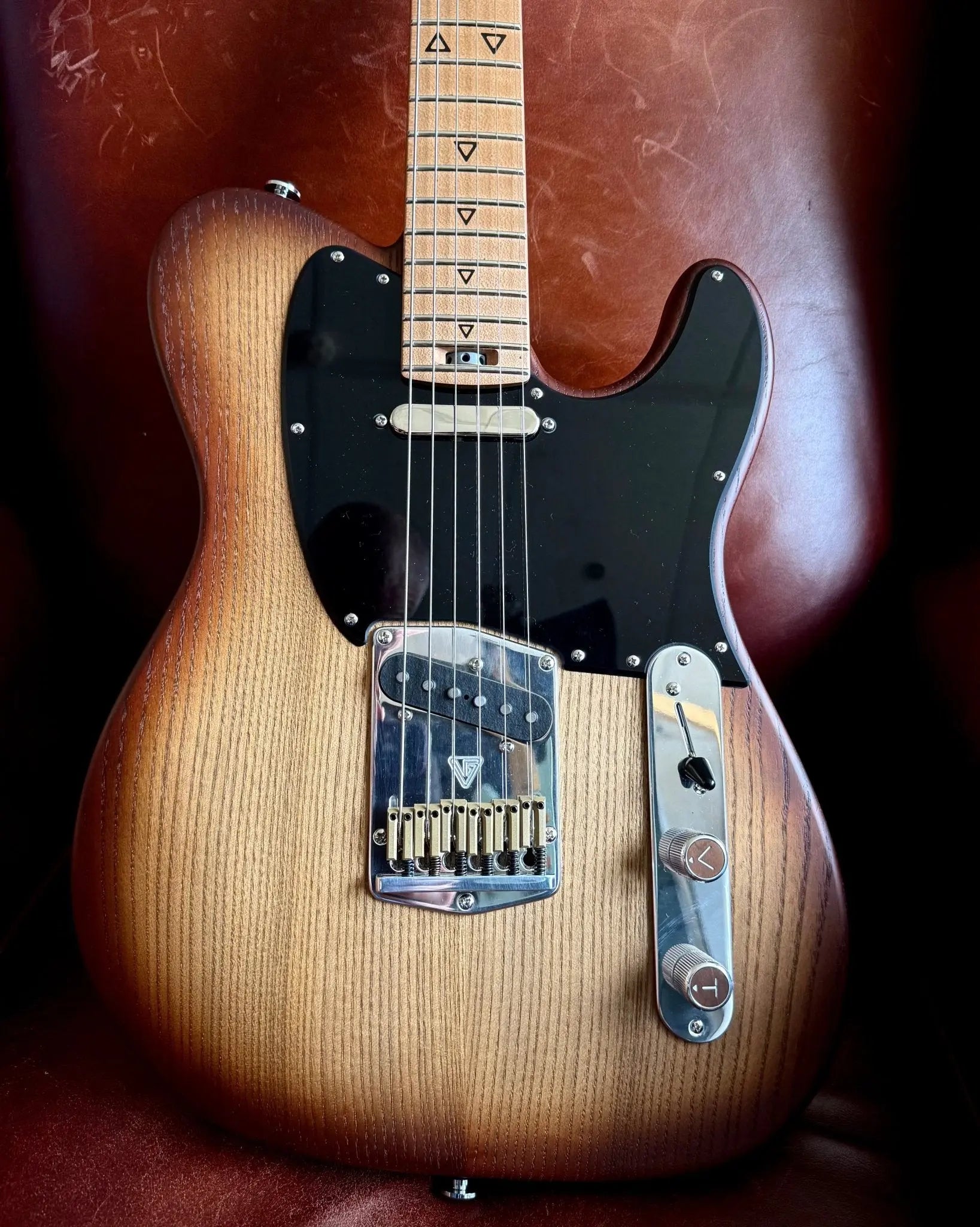 Buy Valiant Titan SC With Stainless Steel Frets Upgrade Ebony Neck