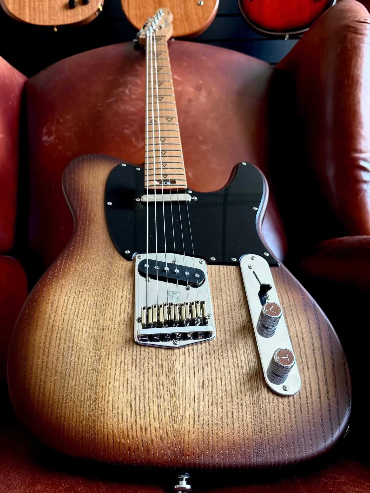 Buy Valiant Titan SC With Stainless Steel Frets Upgrade Ebony Neck