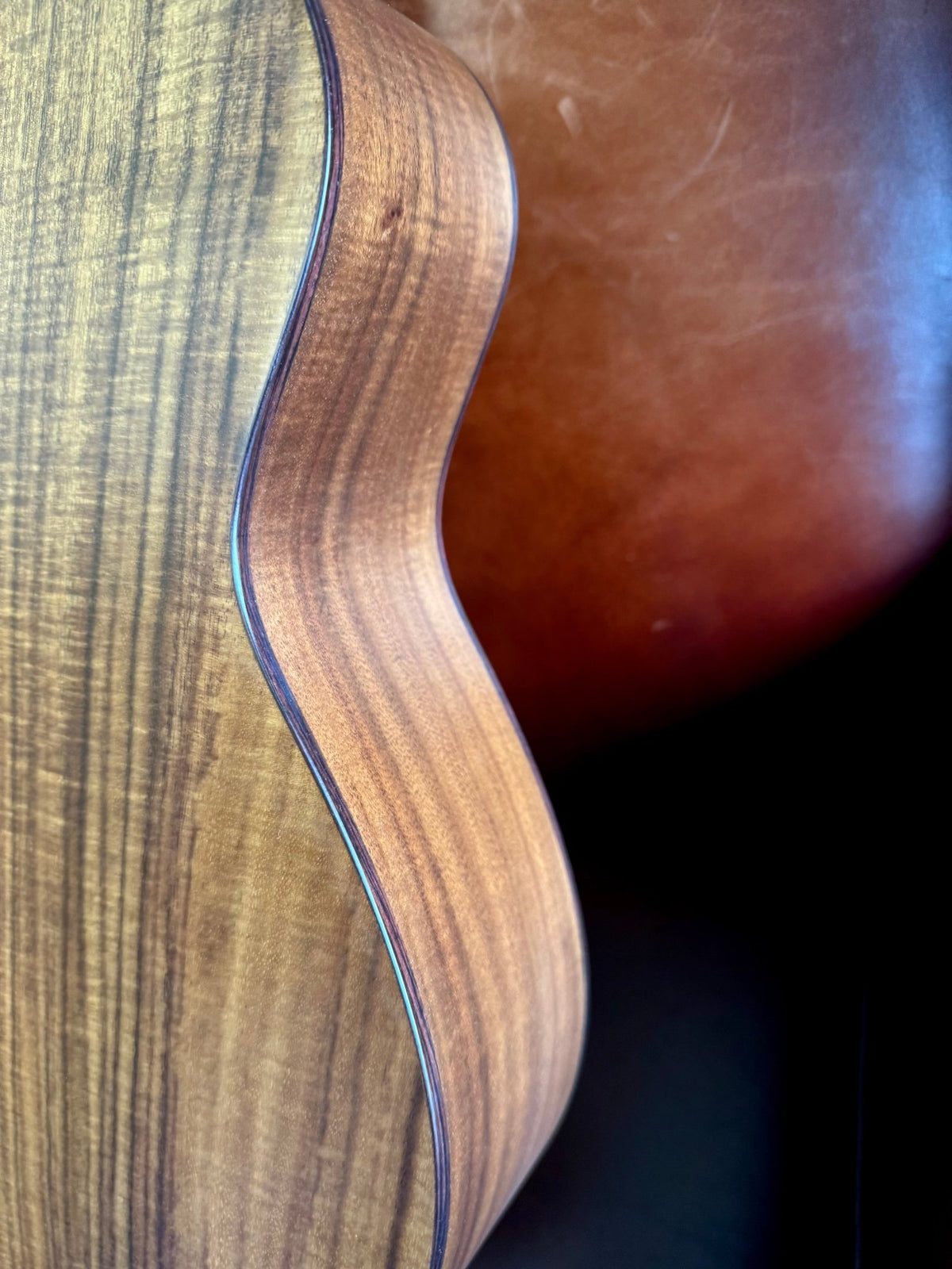 Veelah Mini Camper Solid Top Acacia Koa Acoustic Guitar w/ Gig Bag - Richards Guitars Of Stratford Upon Avon