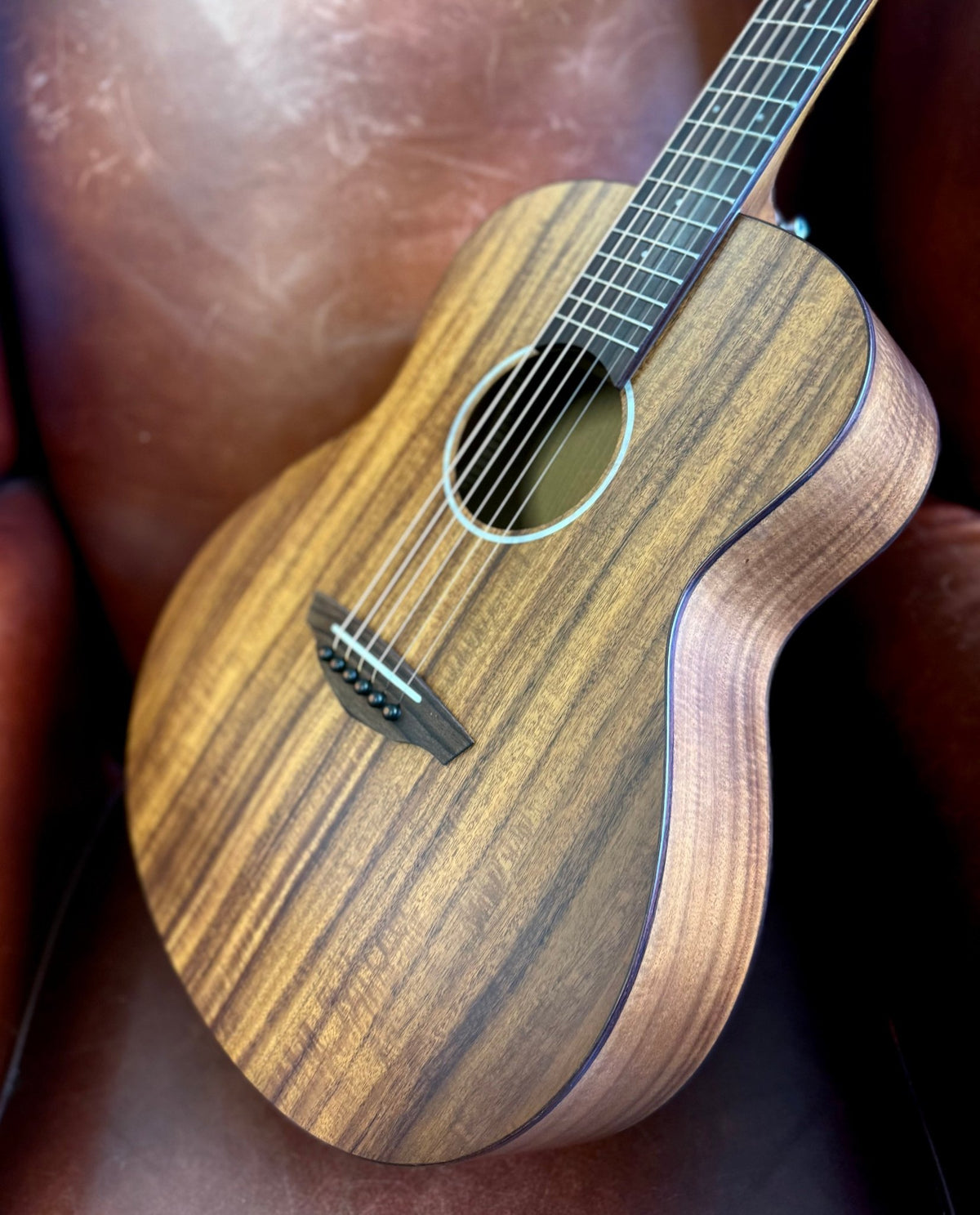 Veelah Mini Camper Solid Top Acacia Koa Acoustic Guitar w/ Gig Bag - Richards Guitars Of Stratford Upon Avon