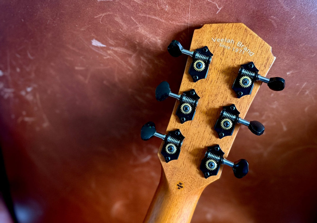 Veelah V4 OM Solid Top Rosewood Armrest Satin Black Acoustic Guitar w/ Gig Bag - Richards Guitars Of Stratford Upon Avon