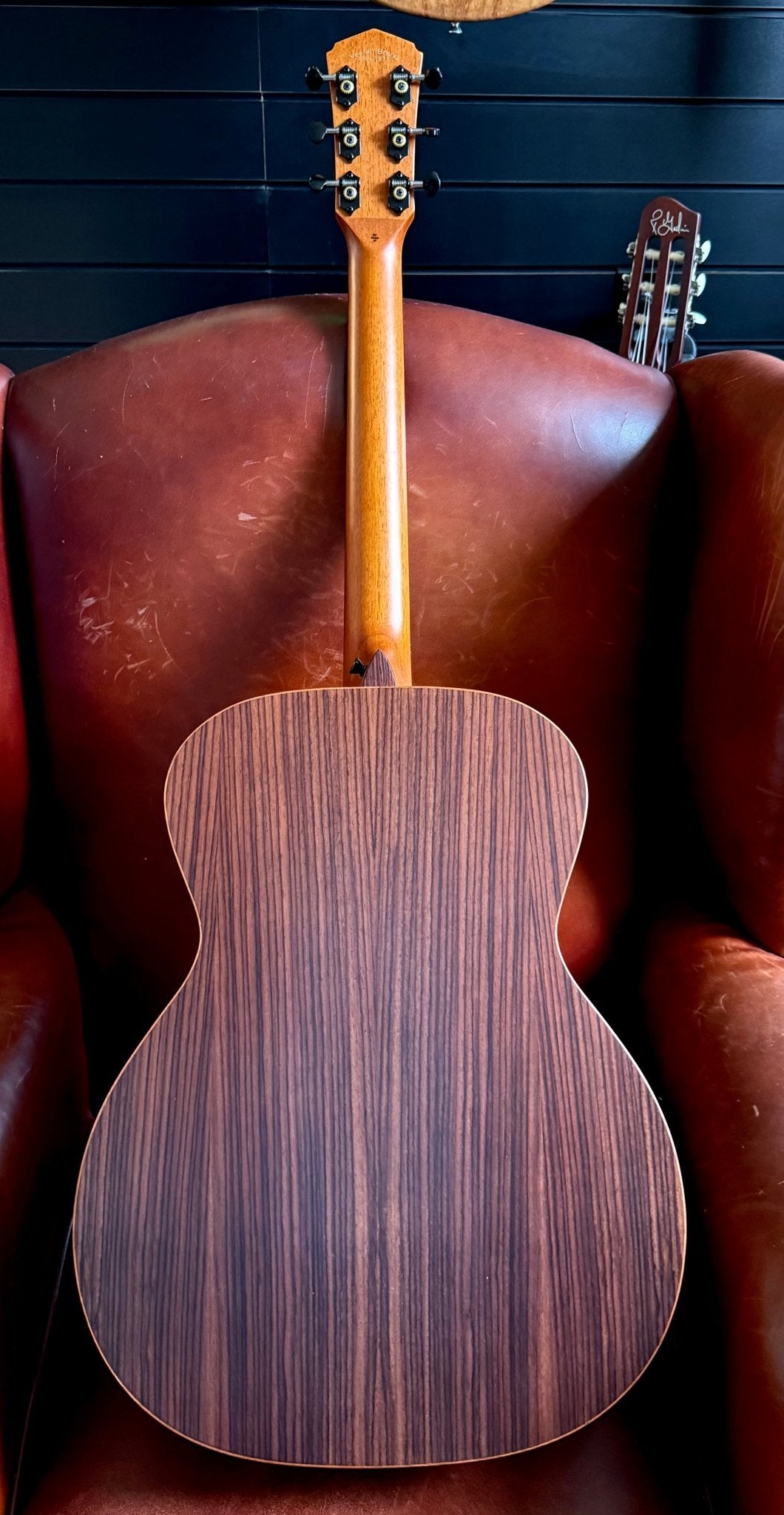 Veelah V4 OM Solid Top Rosewood Armrest Satin Black Acoustic Guitar w/ Gig Bag - Richards Guitars Of Stratford Upon Avon