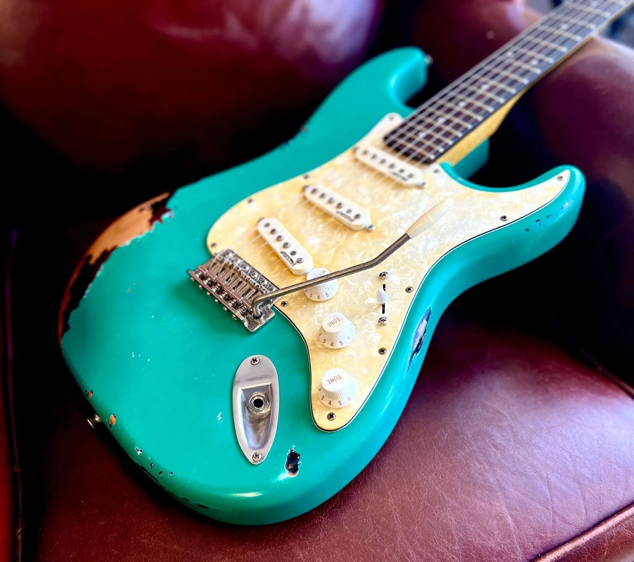 Vintage ProShop V6 "Industrial Punk" Custom Inc. Exclusive Vintage Custom Pro Setup - Richards Guitars Of Stratford Upon Avon