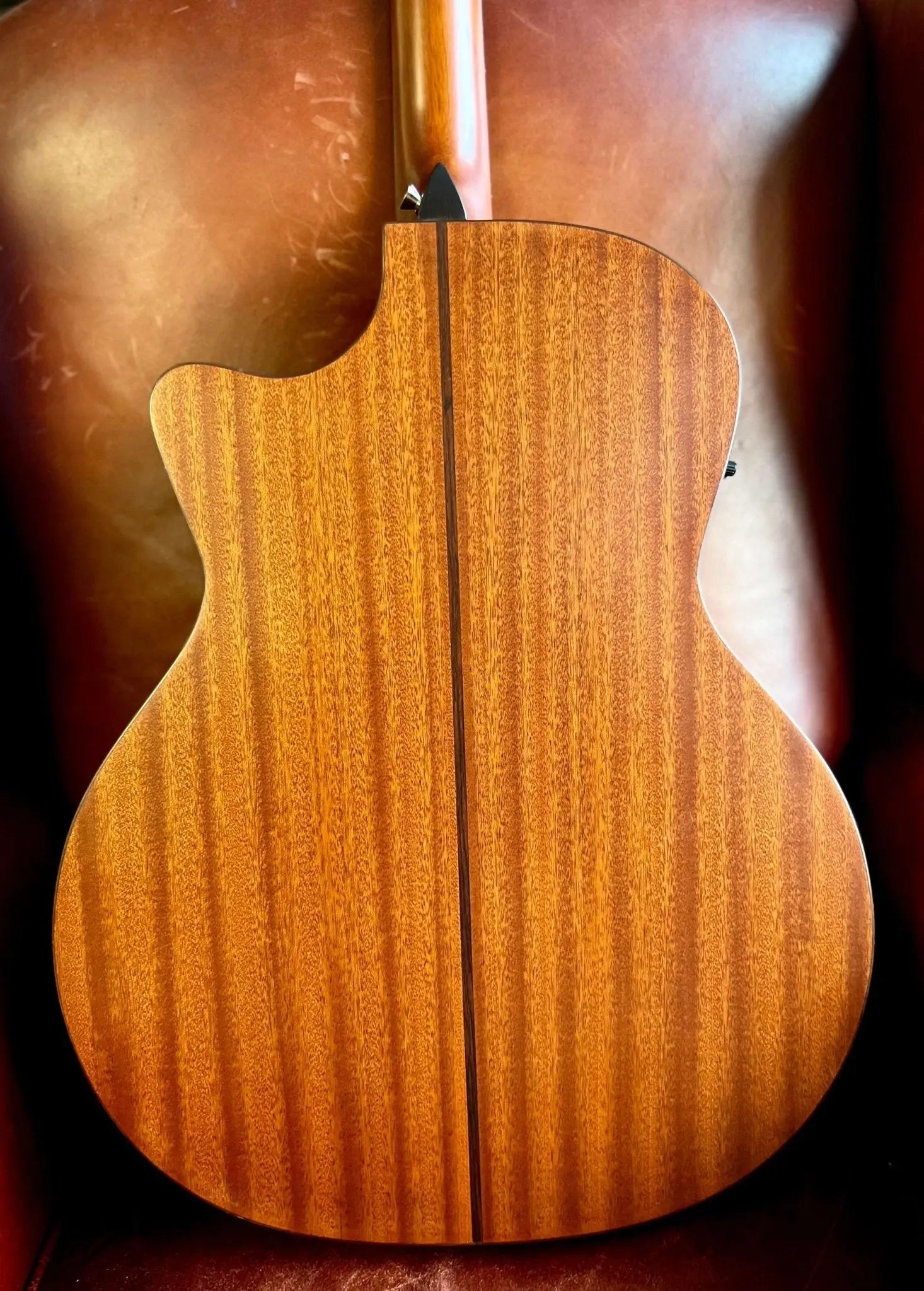 Vintage VGA990 Electro - Acoustic Sweetwater Guitar ~ Sunburst - Richards Guitars Of Stratford Upon Avon