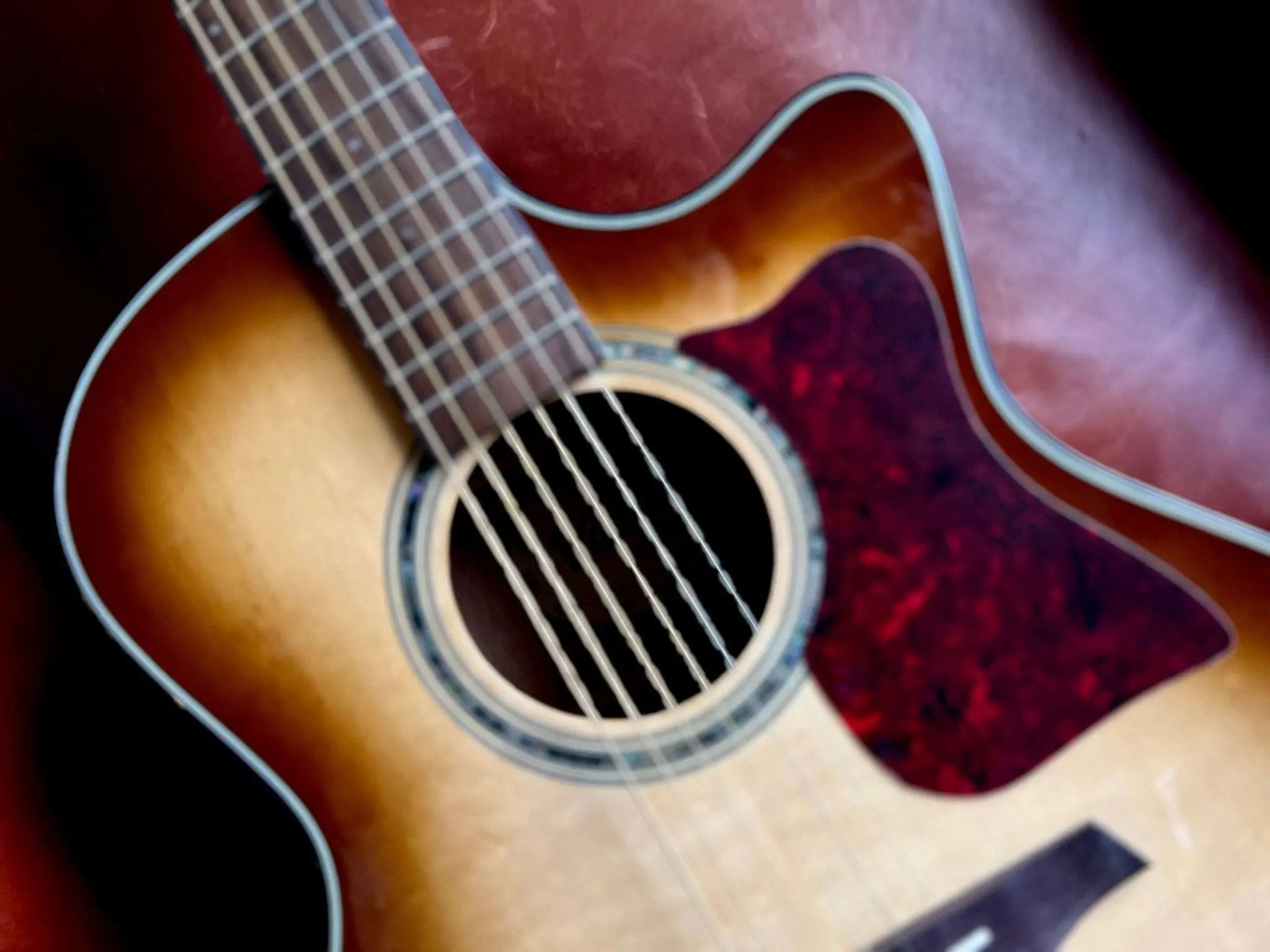 Vintage VGA990 Electro - Acoustic Sweetwater Guitar ~ Sunburst - Richards Guitars Of Stratford Upon Avon