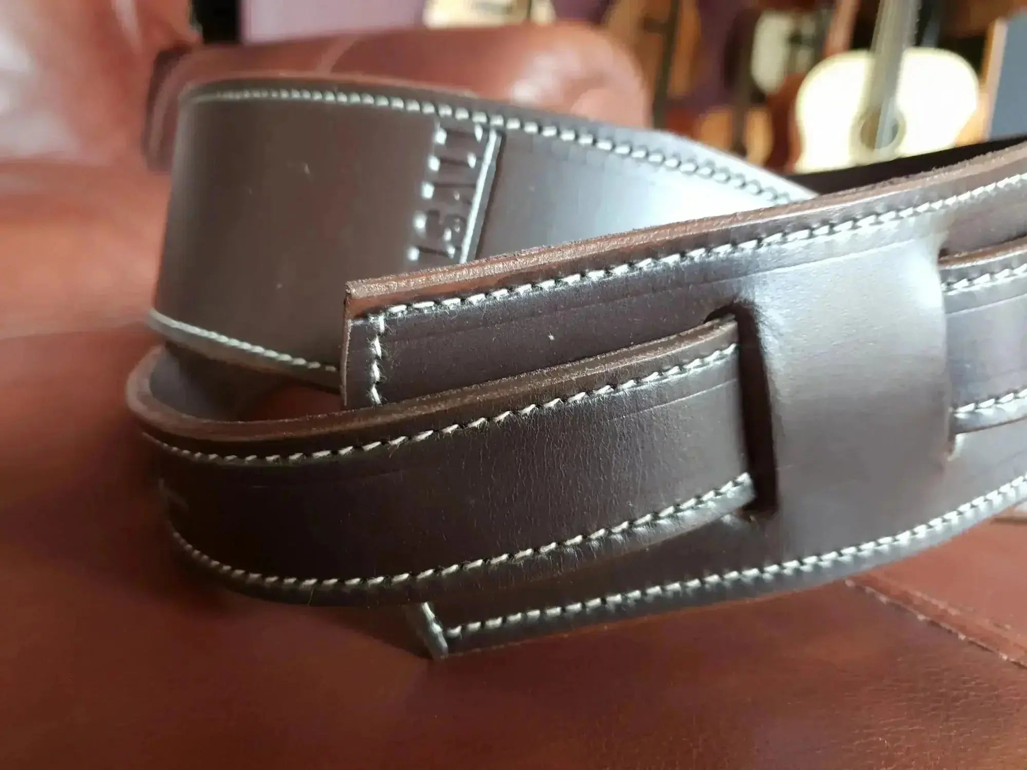 Buy Walsall Hand Made Premium Padded Bridle Leather Guitar Strap: Brown w' Cream Stitch