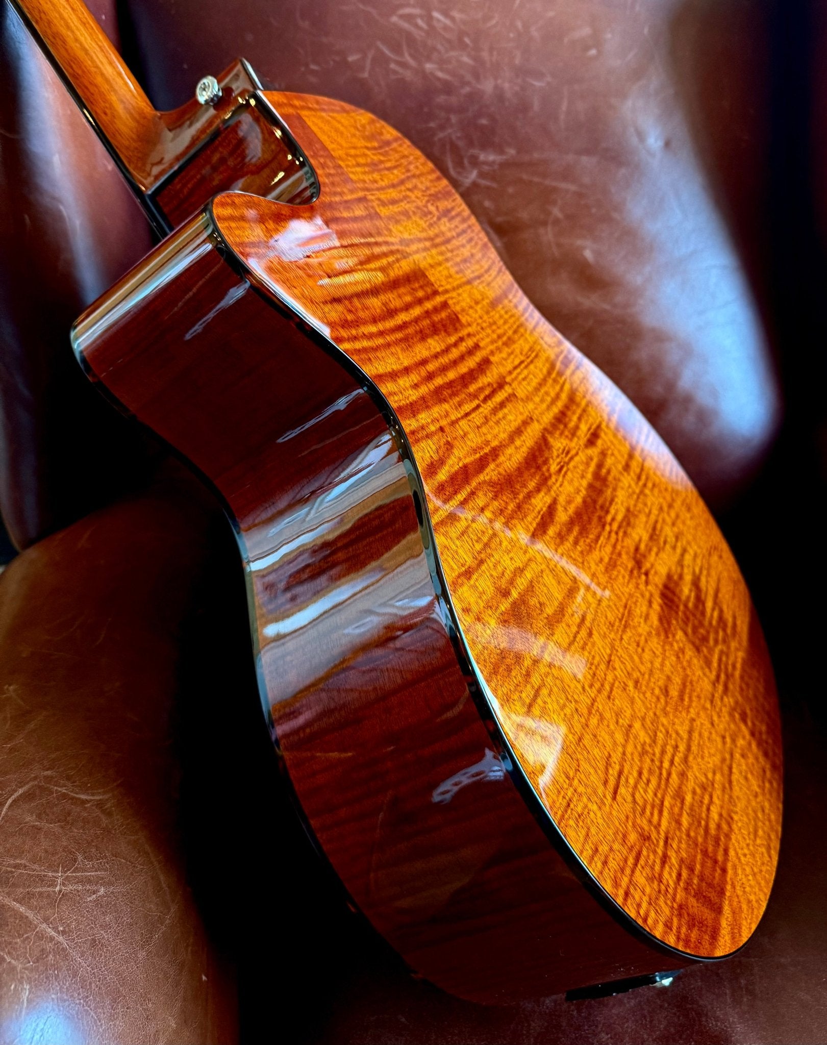 Washburm Comfort WCG12FCE Electro Acoustic Guitar w' £225 Custom Pro Setup Package Included - Richards Guitars Of Stratford Upon Avon