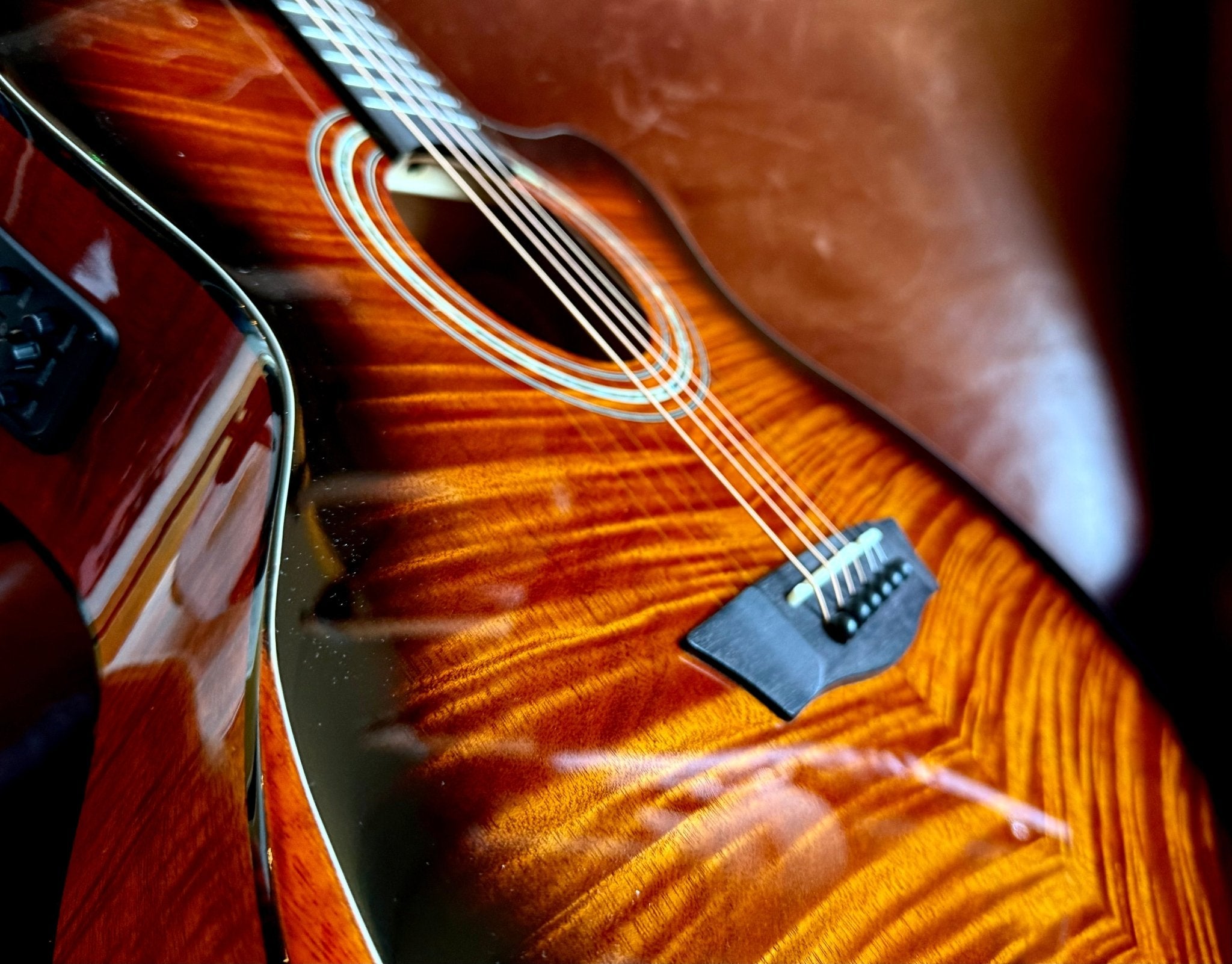 Washburm Comfort WCG12FCE Electro Acoustic Guitar w' £225 Custom Pro Setup Package Included - Richards Guitars Of Stratford Upon Avon