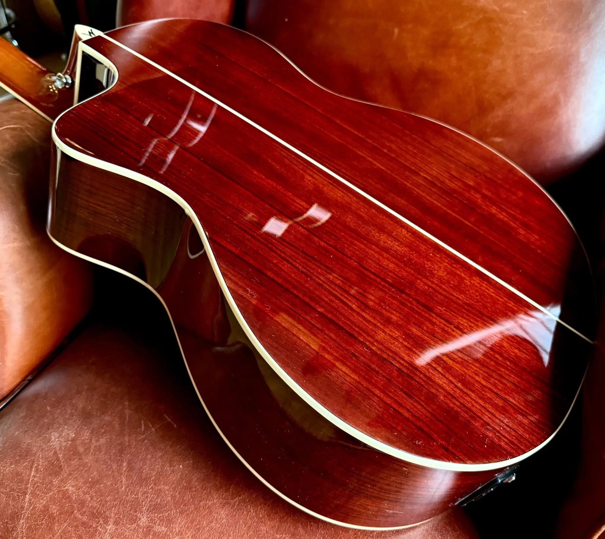 Buy Washburn AG70CE Grand Auditorium - Natural Electro Acoustic Guitar w' £225 Custom Pro Setup Package Included
