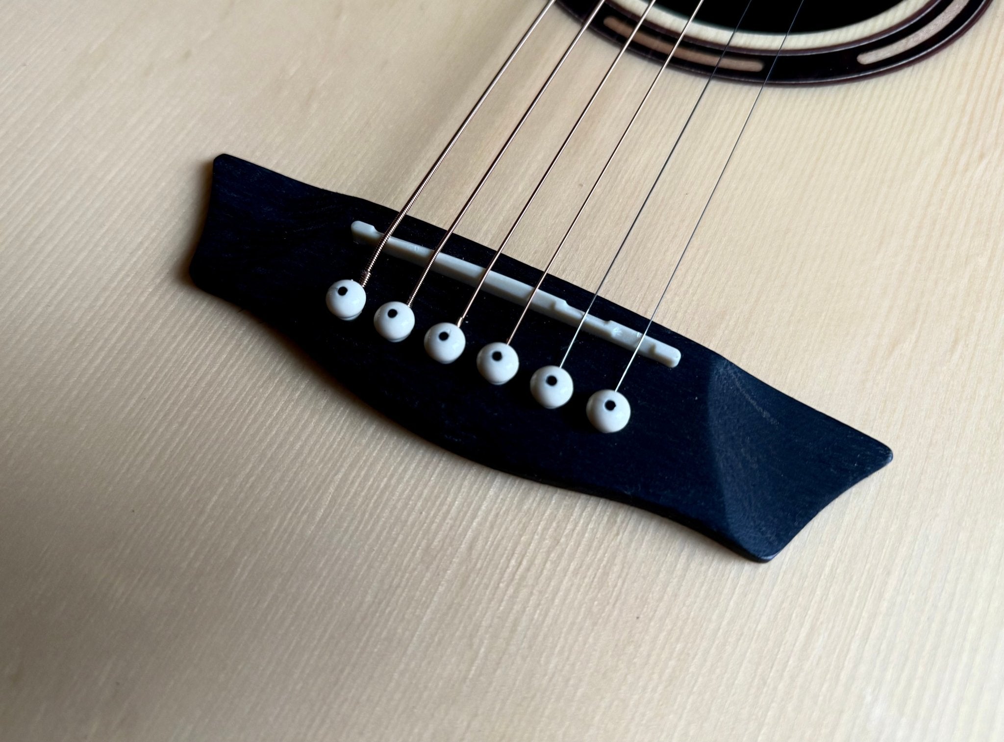 Washburn AG70CE Grand Auditorium - Natural Electro Acoustic Guitar w' £225 Custom Pro Setup Package Included - Richards Guitars Of Stratford Upon Avon