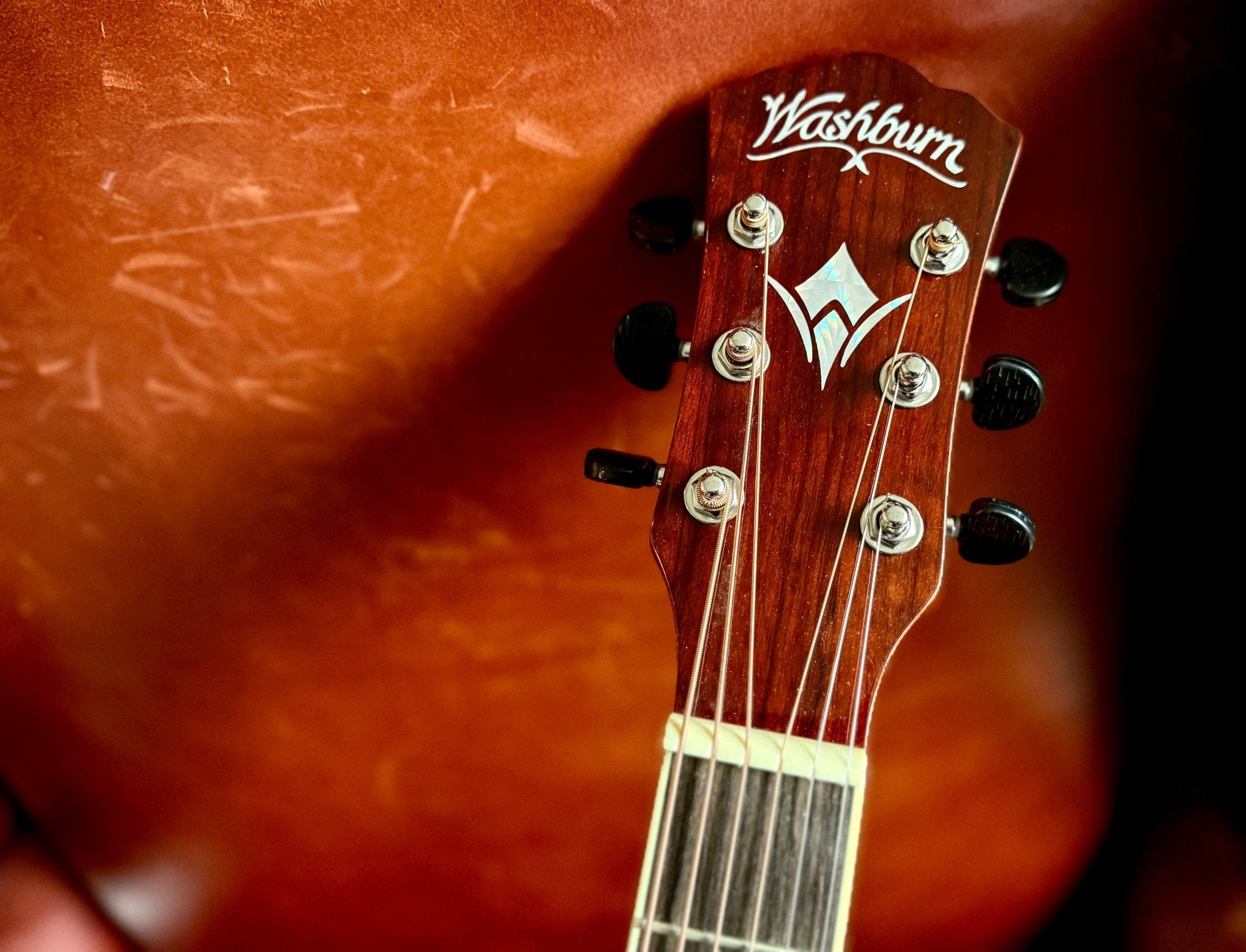 Washburn AG70CE Grand Auditorium - Natural Electro Acoustic Guitar w' £225 Custom Pro Setup Package Included - Richards Guitars Of Stratford Upon Avon