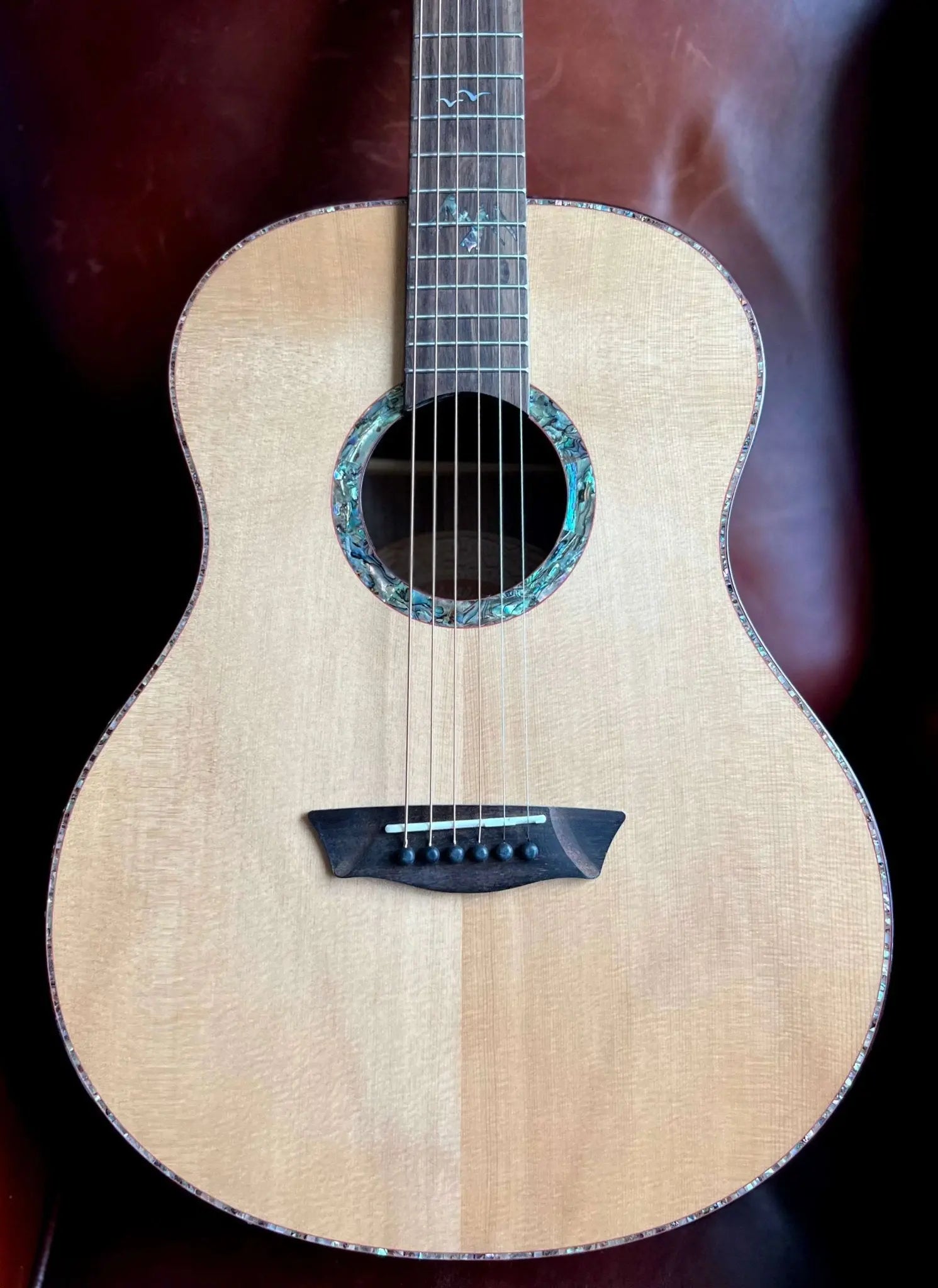 Washburn Bella Tono ELEGANTE S24S - Natural Acoustic Guitar - Richards Guitars Of Stratford Upon Avon