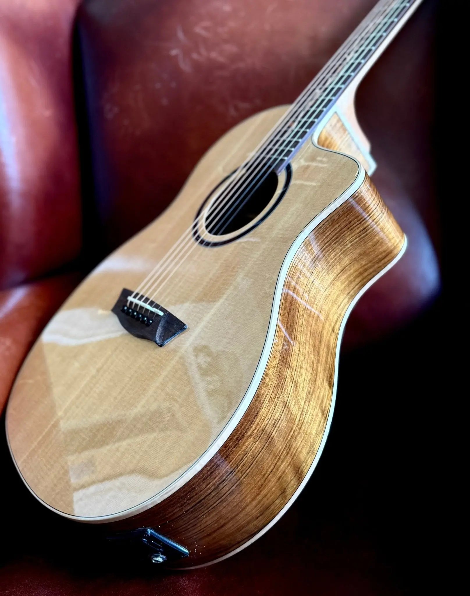 Washburn Bella Tono SUPREMA SC40SCE - Natural - NEW 2025 Electro Acoustic Guitar - Richards Guitars Of Stratford Upon Avon