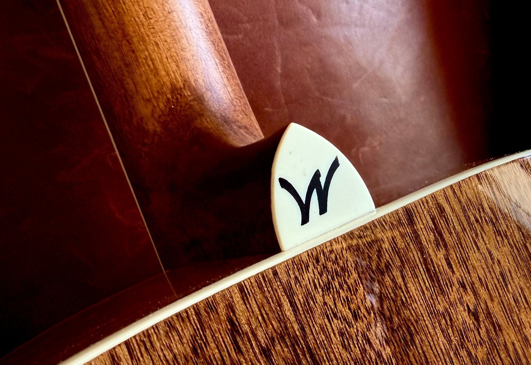 Washburn F11S - Folk - Natural Acoustic Guitar - Richards Guitars Of Stratford Upon Avon