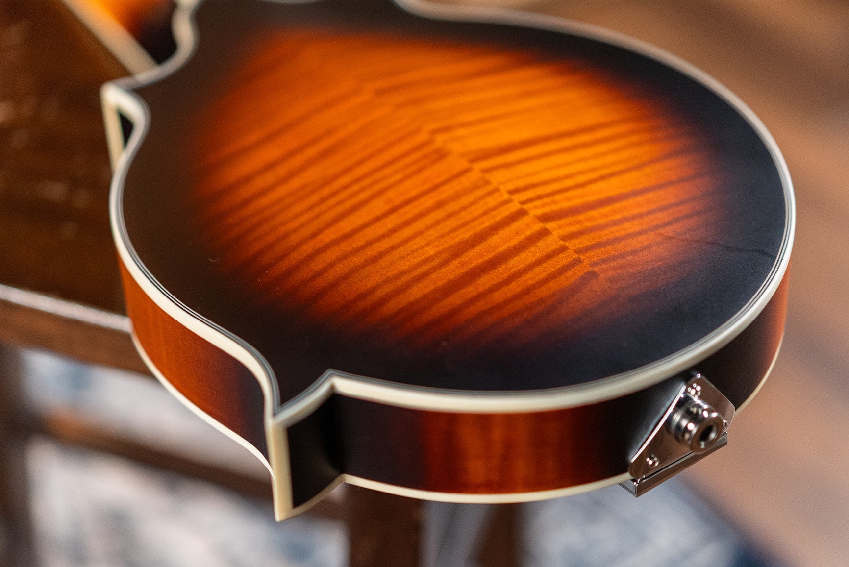 Washburn MS3E - Electro Mandolin - Vintage Mandolin - Richards Guitars Of Stratford Upon Avon