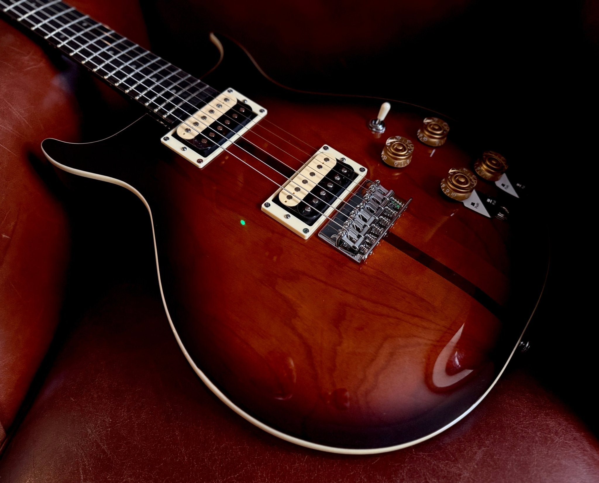 Washburn Wing Series Hawk Electric Guitar Inc £225 Custom Pro Setup & Support Package - Richards Guitars Of Stratford Upon Avon