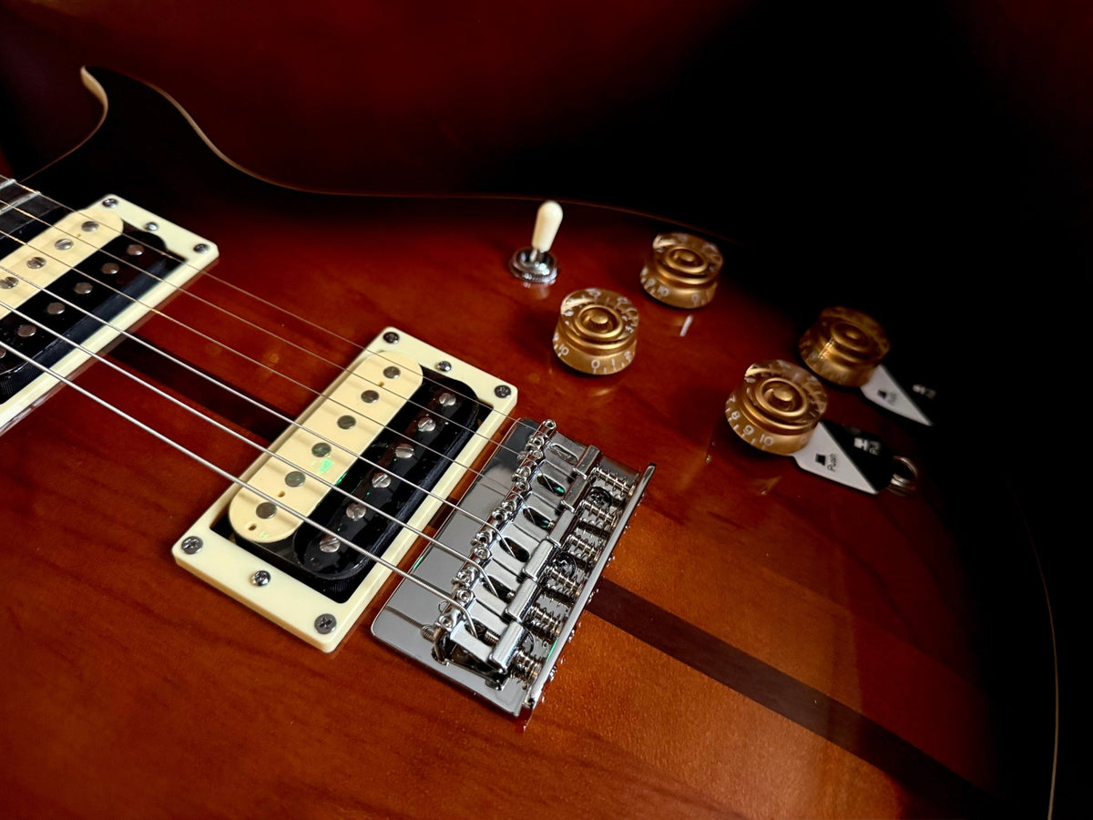 Washburn Wing Series Hawk Electric Guitar Inc £225 Custom Pro Setup & Support Package - Richards Guitars Of Stratford Upon Avon