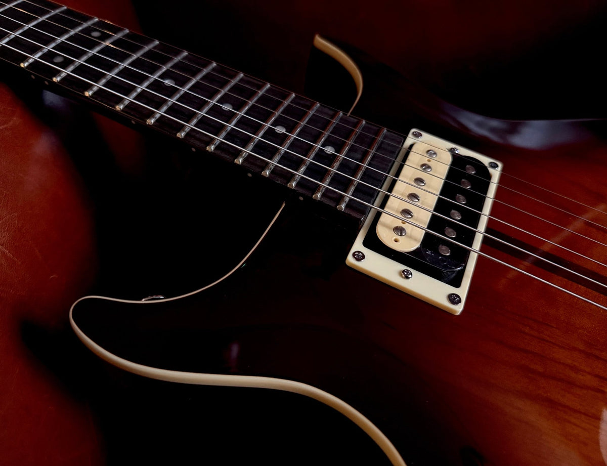 Washburn Wing Series Hawk Electric Guitar Inc £225 Custom Pro Setup & Support Package - Richards Guitars Of Stratford Upon Avon
