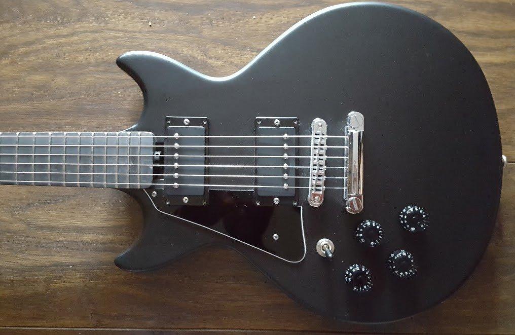 Gordon Smith GS2 Custom Left Handed, Electric Guitar for sale at Richards Guitars.