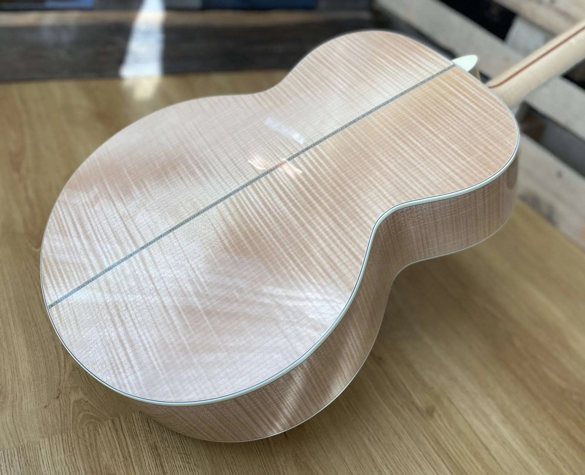 Eastman AC630 - BD (Price inc. Custom Pro Setup Package) - Richards Guitars Of Stratford Upon Avon