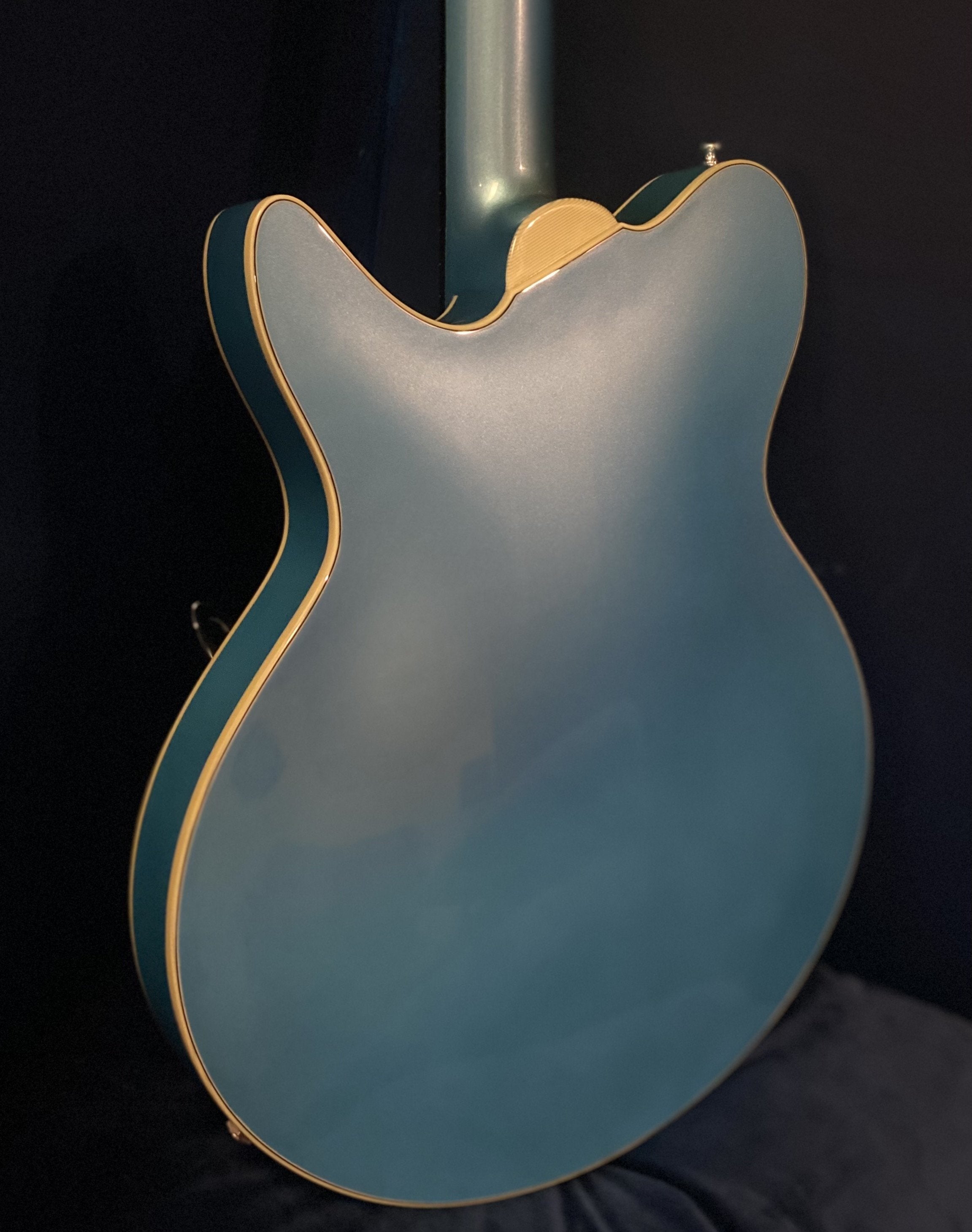 Eastman Romeo LA Celestine Blue, Electric Guitar for sale at Richards Guitars.