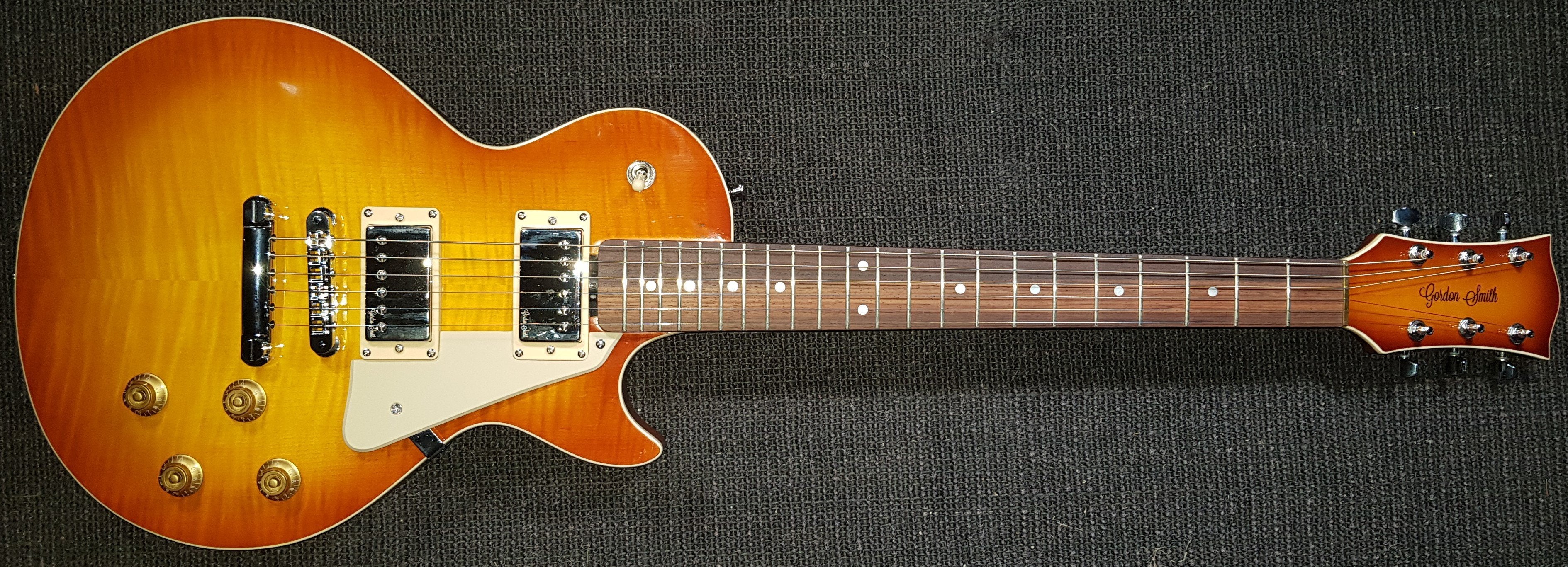 Gordon Smith Graduate Single Cut, Electric Guitar for sale at Richards Guitars.