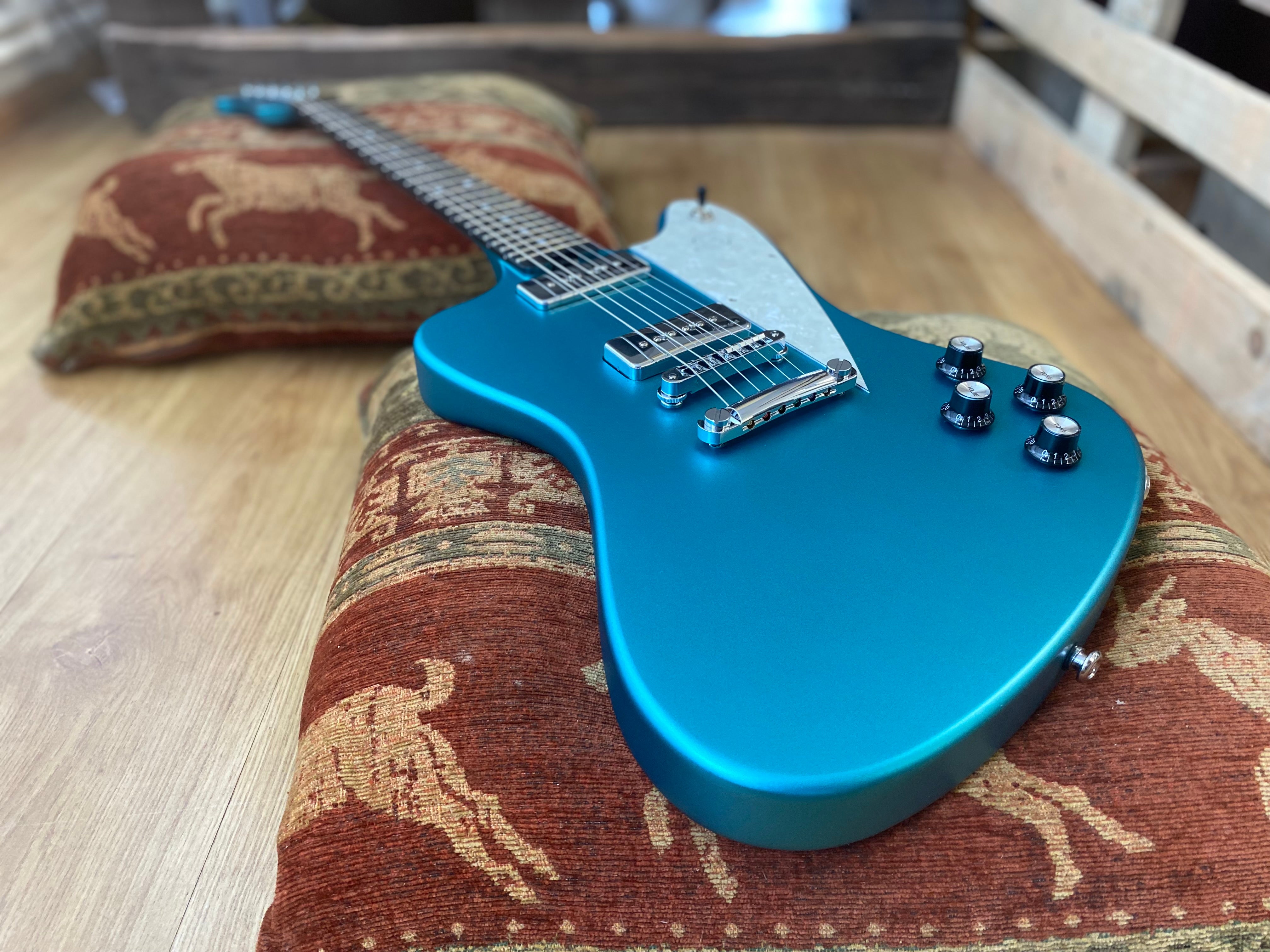 Gordon Smith Griffin Launch Edition Austin Blue Metallic Inc. Gordon Smith Hardcase, Electric Guitar for sale at Richards Guitars.