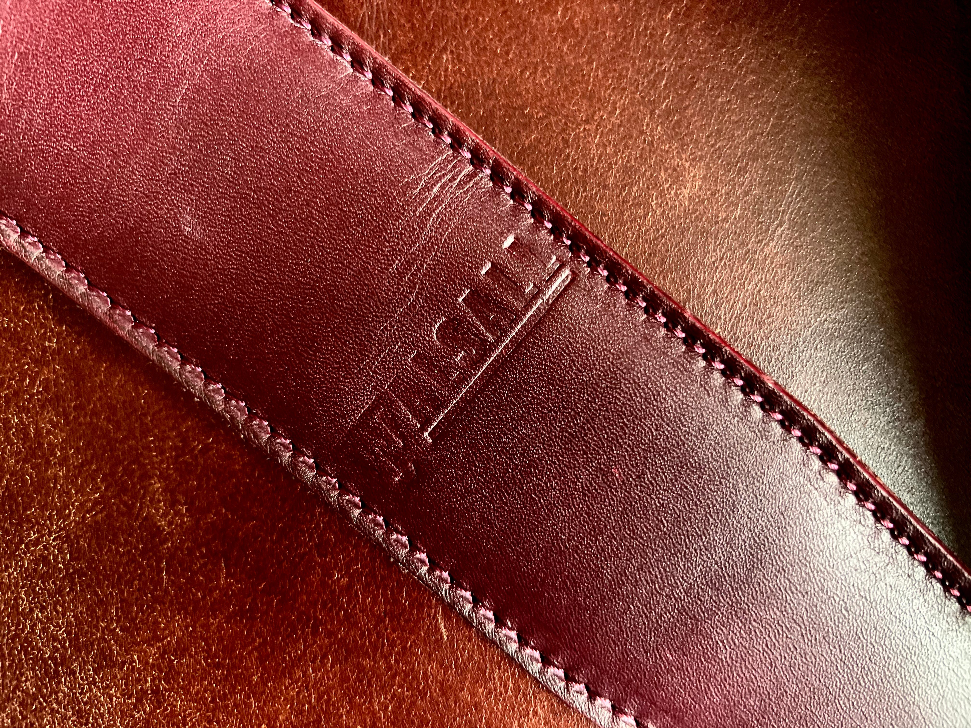 Walsall Hand Made Premium Padded Bridle Leather Guitar Strap ( Nur £79 beim Kauf mit einer Gitarre sparen £40), Gurte zum Verkauf bei Richards Guitars.