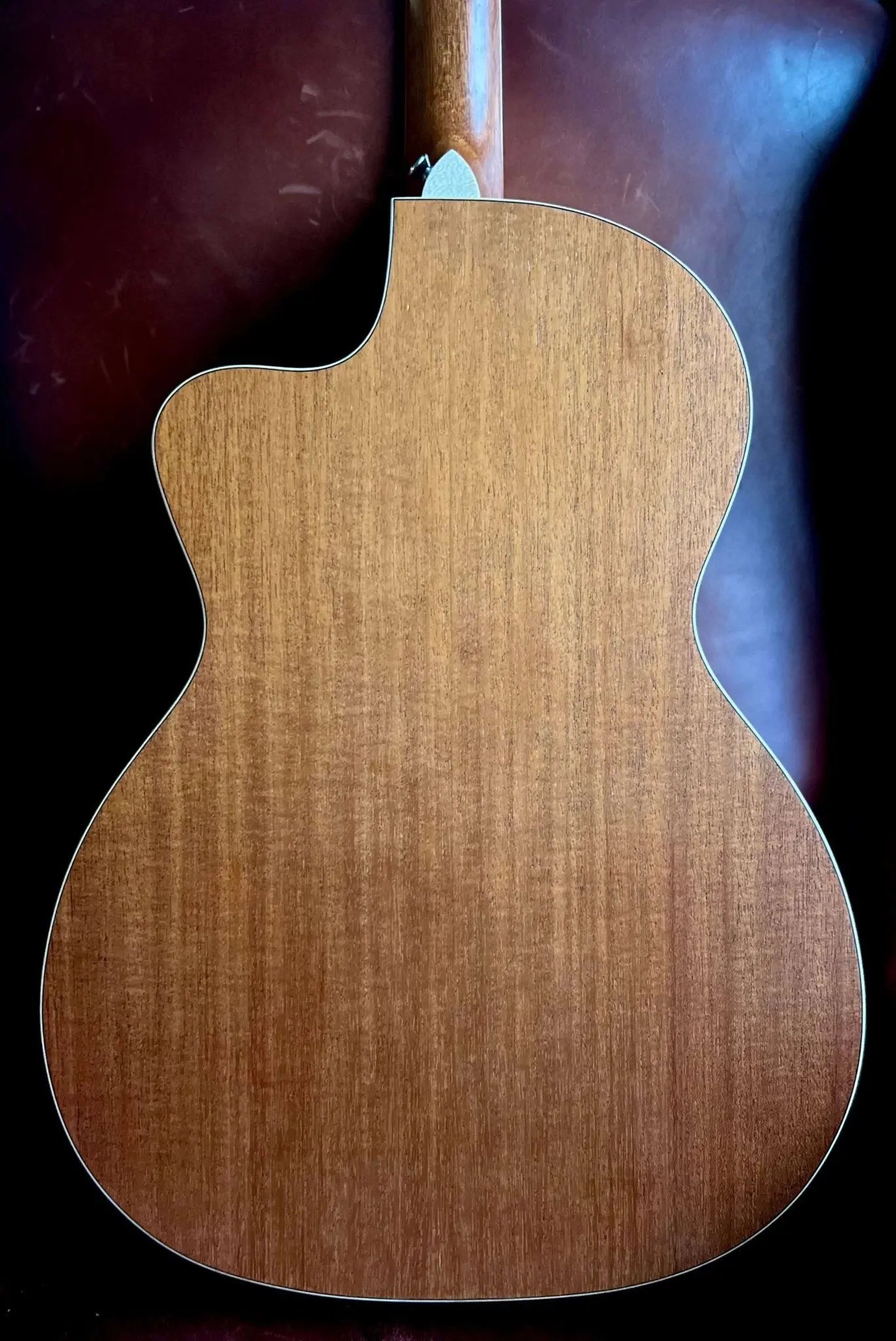 Auden Neo Chester Cutaway. - Richards Guitars Of Stratford Upon Avon