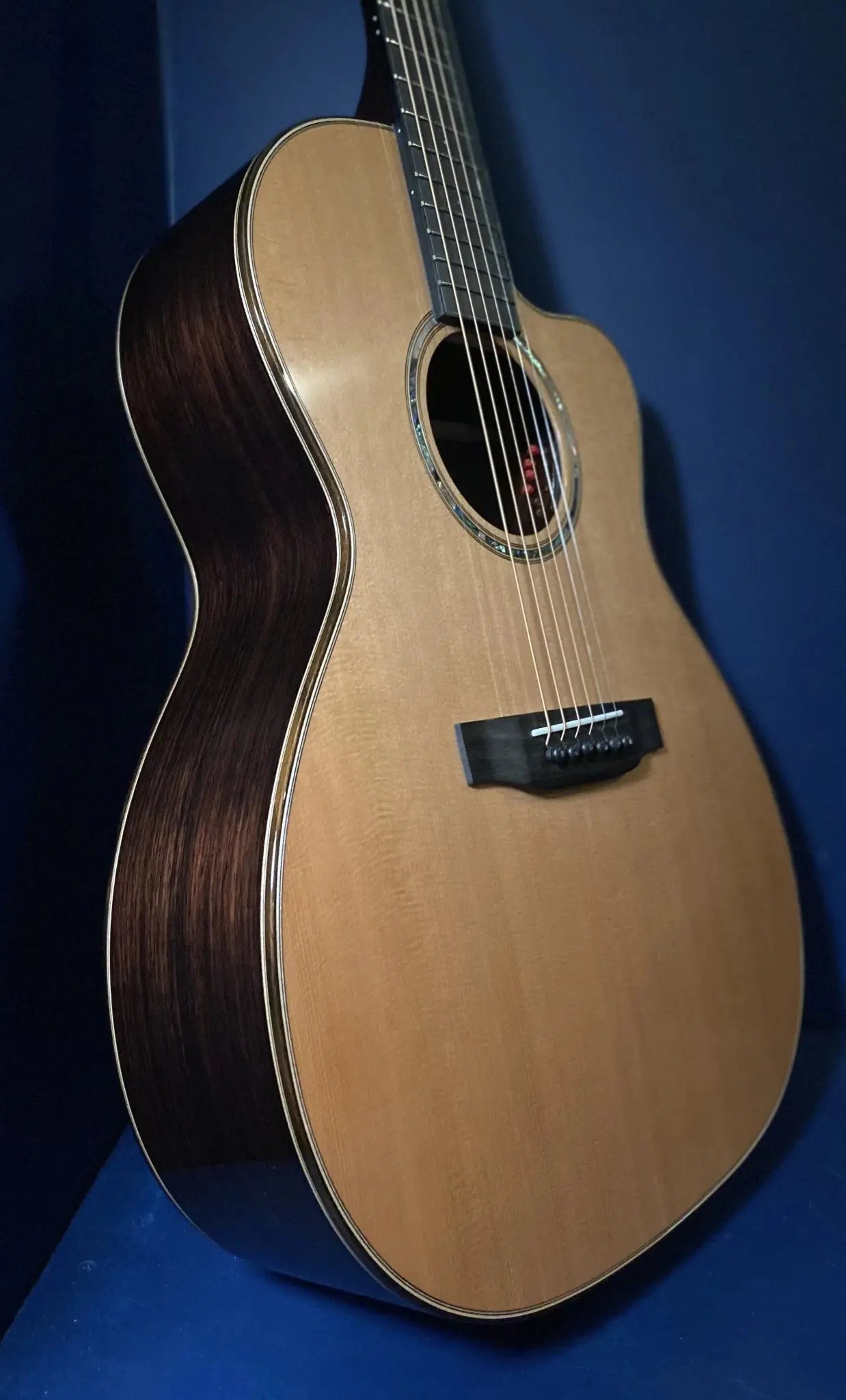 AUDEN ROSEWOOD SERIES – CHESTER 45 CEDAR CUTAWAY - Richards Guitars Of Stratford Upon Avon