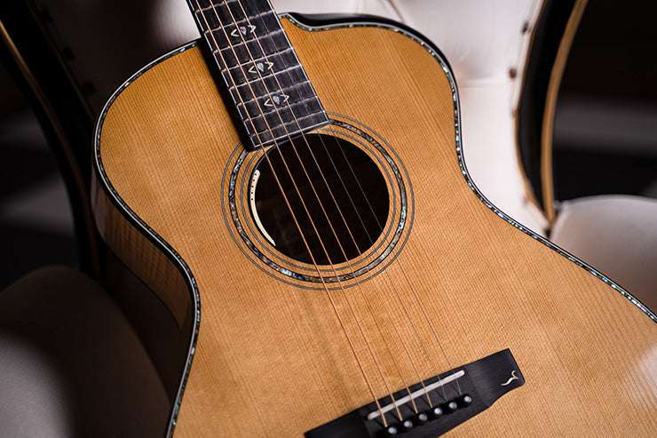 Cort Gold Passion Natural with Case - Richards Guitars Of Stratford Upon Avon