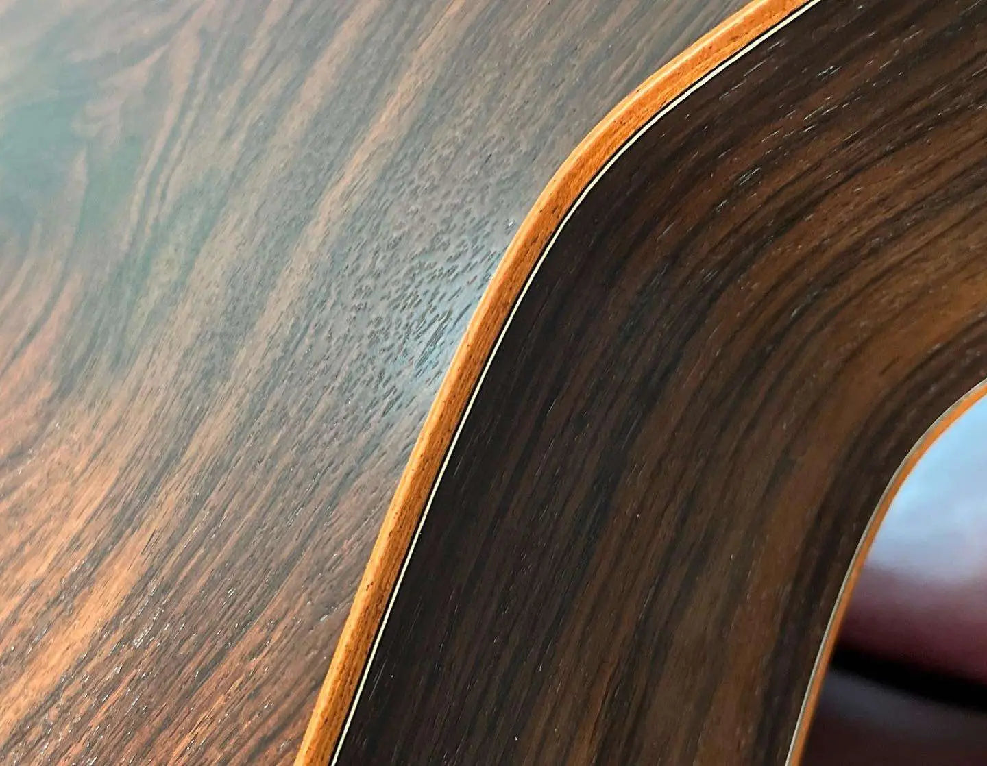 Dowina Rosewood OMG AURA Masters . OM Body Acoustic Guitar - Richards Guitars Of Stratford Upon Avon