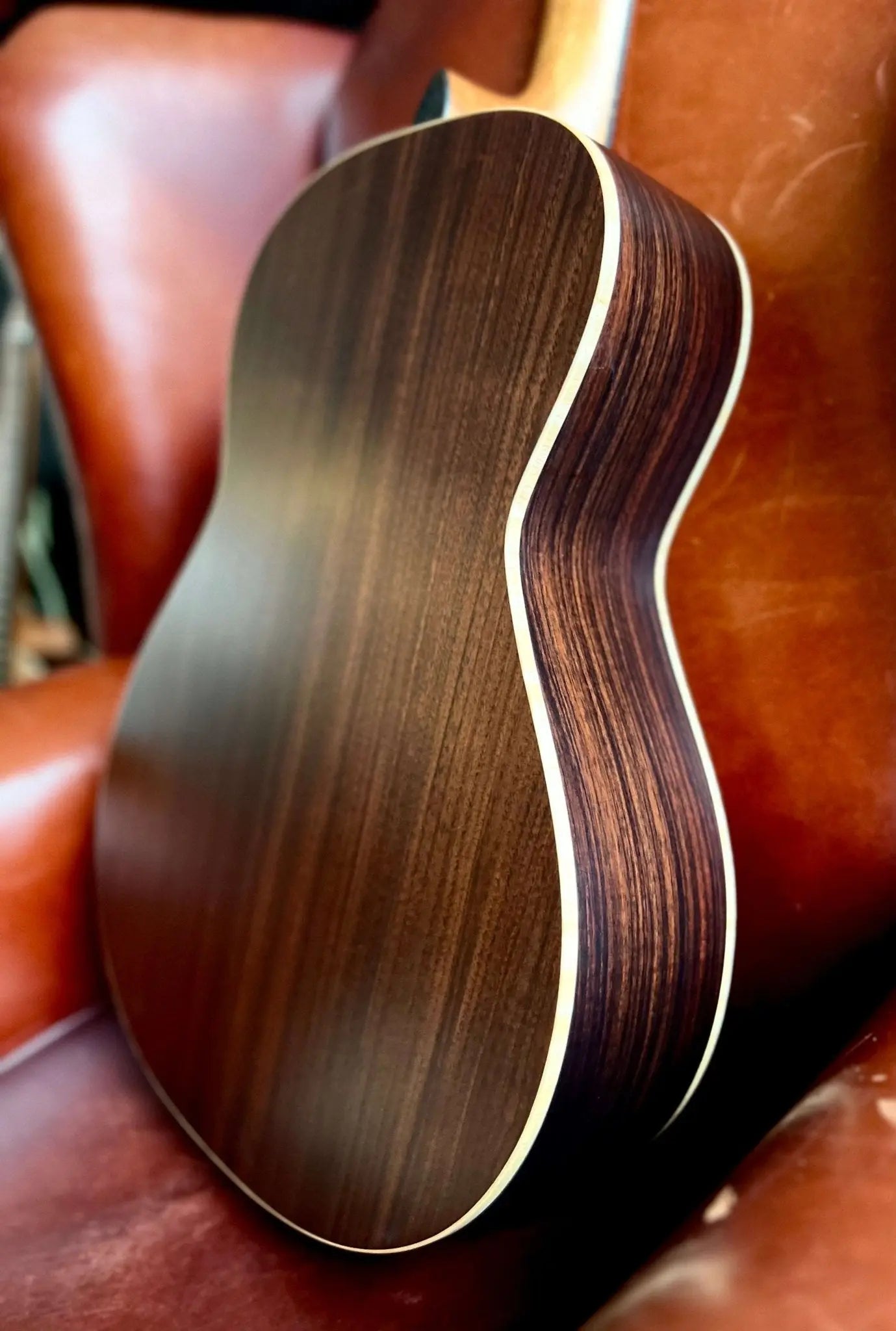 Dowina Rosewood OMG SWS Deluxe OM Body Acoustic Guitar - Richards Guitars Of Stratford Upon Avon