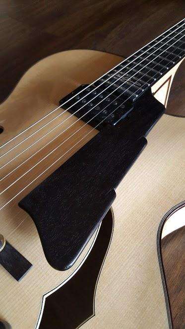 Eastman AR880CE - BD (Price inc. Custom Pro Setup Package) - Richards Guitars Of Stratford Upon Avon