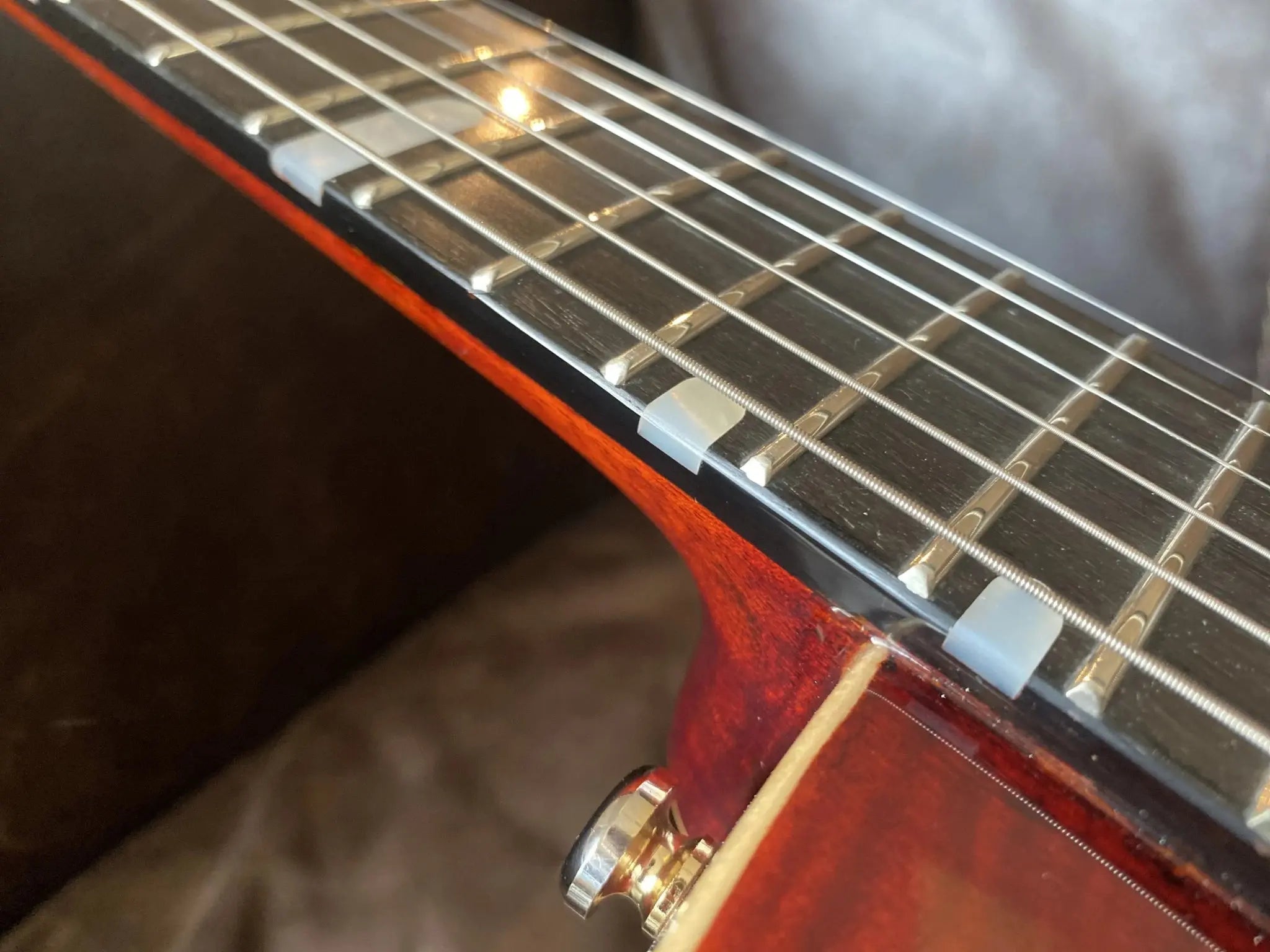 Eastman ER3 (Price inc. Custom Pro Setup Package) - Richards Guitars Of Stratford Upon Avon