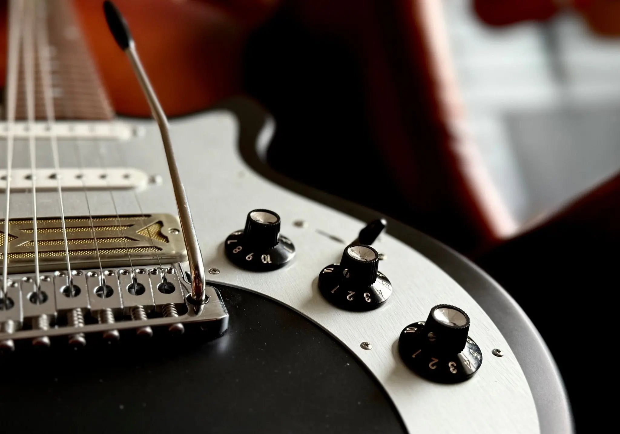 Eastman Fullertone DC62 Moss Black (Price inc. Custom Pro Setup Package) - Richards Guitars Of Stratford Upon Avon