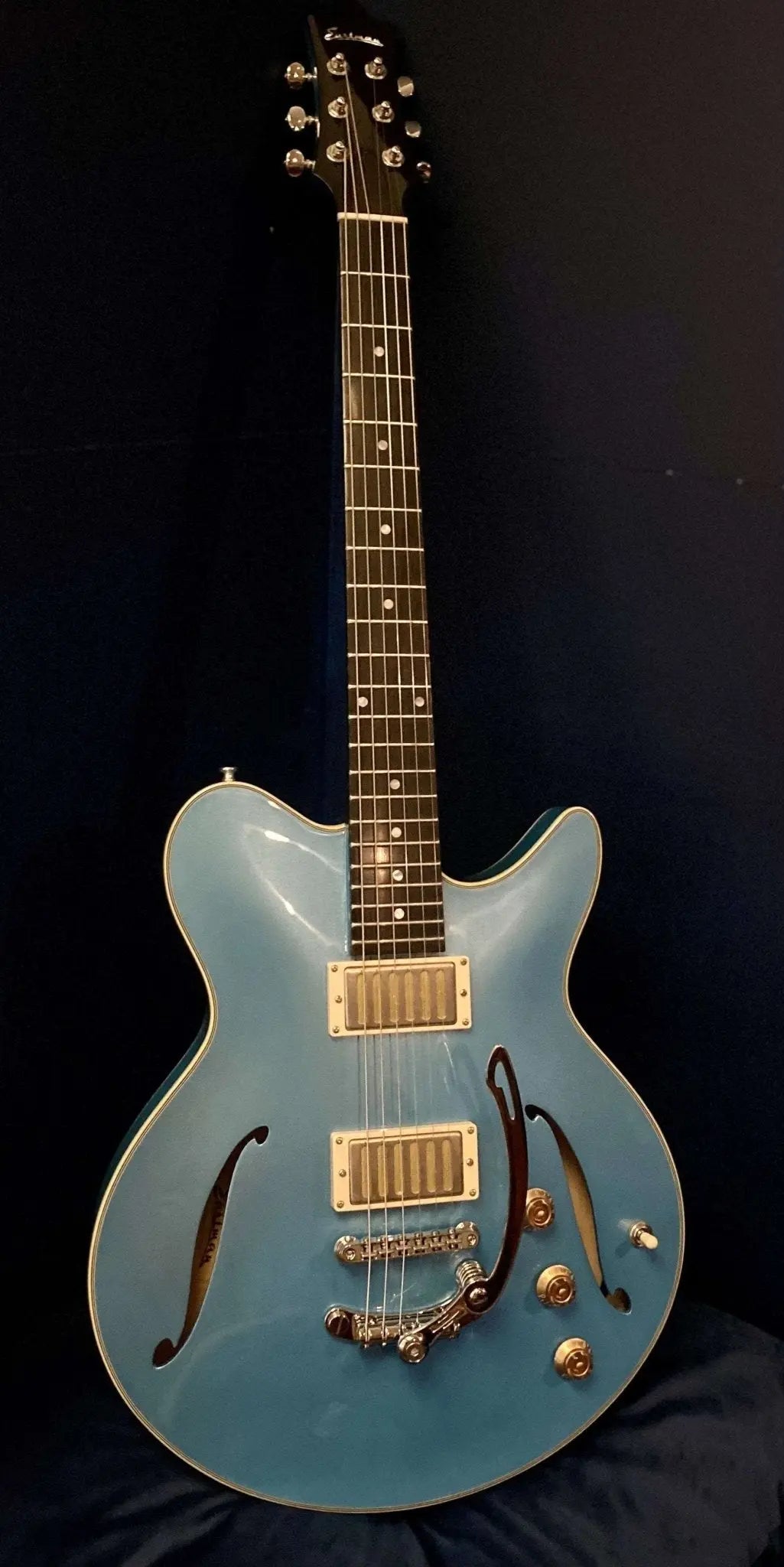 Eastman Romeo LA Celestine Blue (Price inc. Custom Pro Setup Package) - Richards Guitars Of Stratford Upon Avon