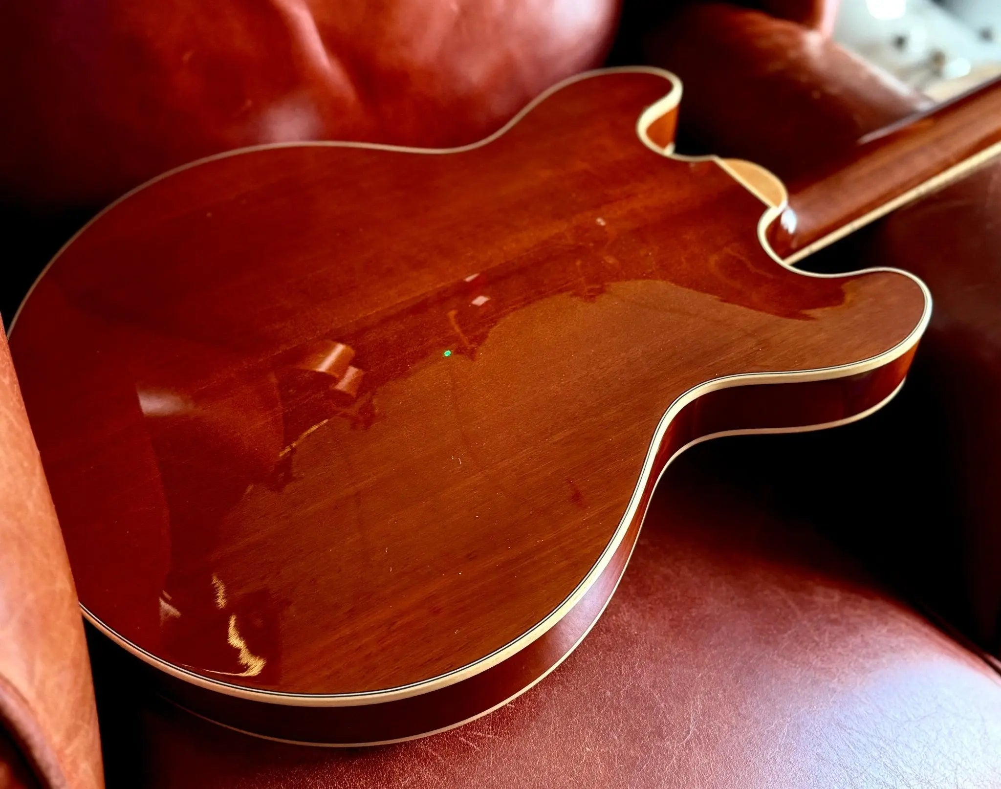 Eastman T185MX Electric Guitar (Price inc. Custom Pro Setup Package) - Richards Guitars Of Stratford Upon Avon