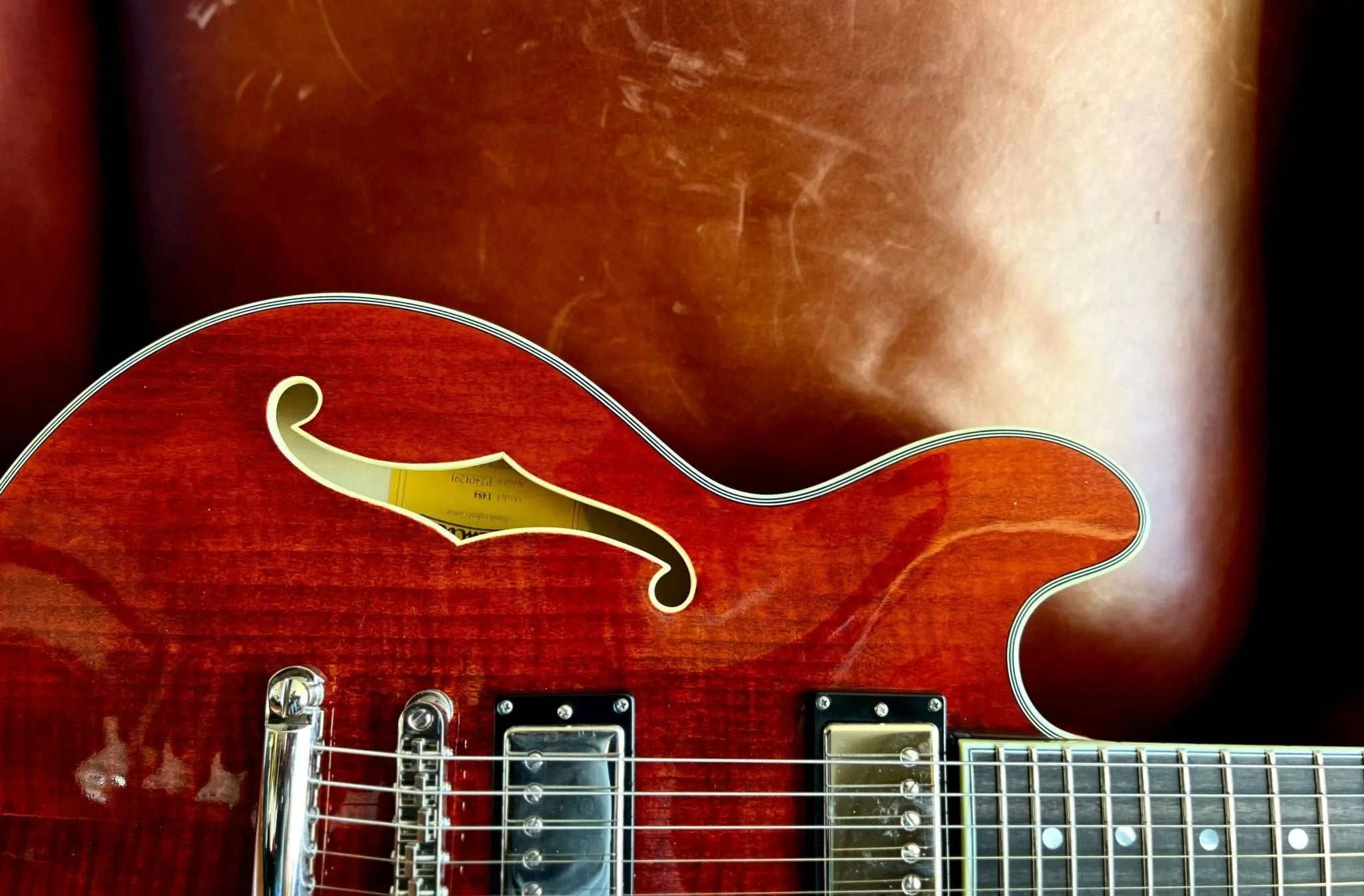 Eastman T484 Classic (Price inc. Custom Pro Setup Package) - Richards Guitars Of Stratford Upon Avon