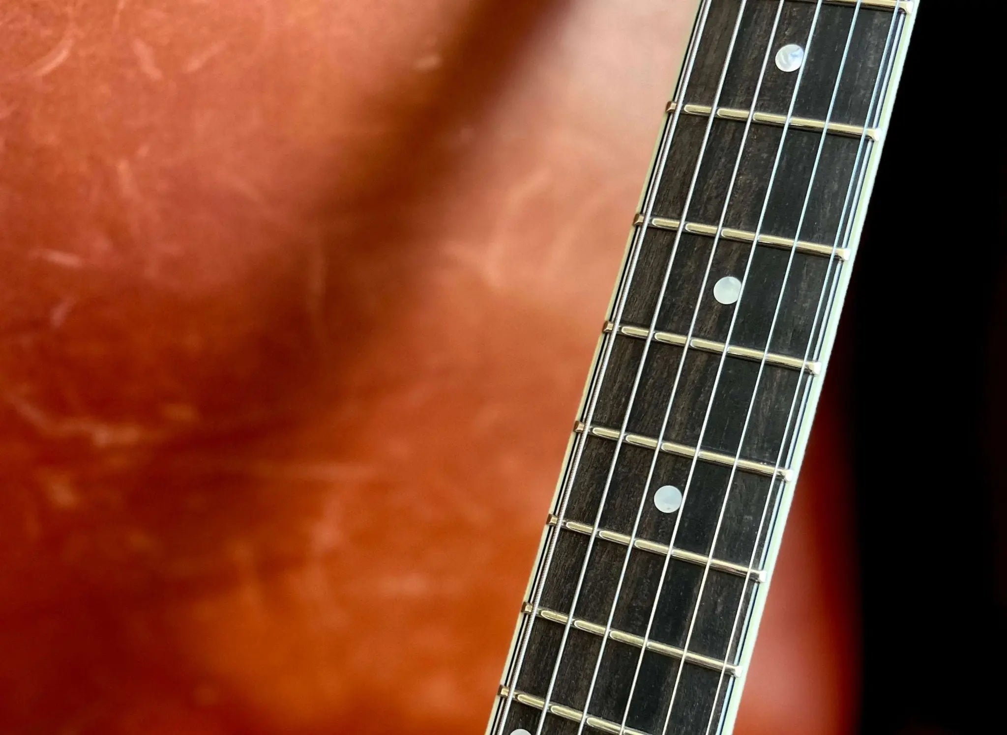 Eastman T484 Classic (Price inc. Custom Pro Setup Package) - Richards Guitars Of Stratford Upon Avon