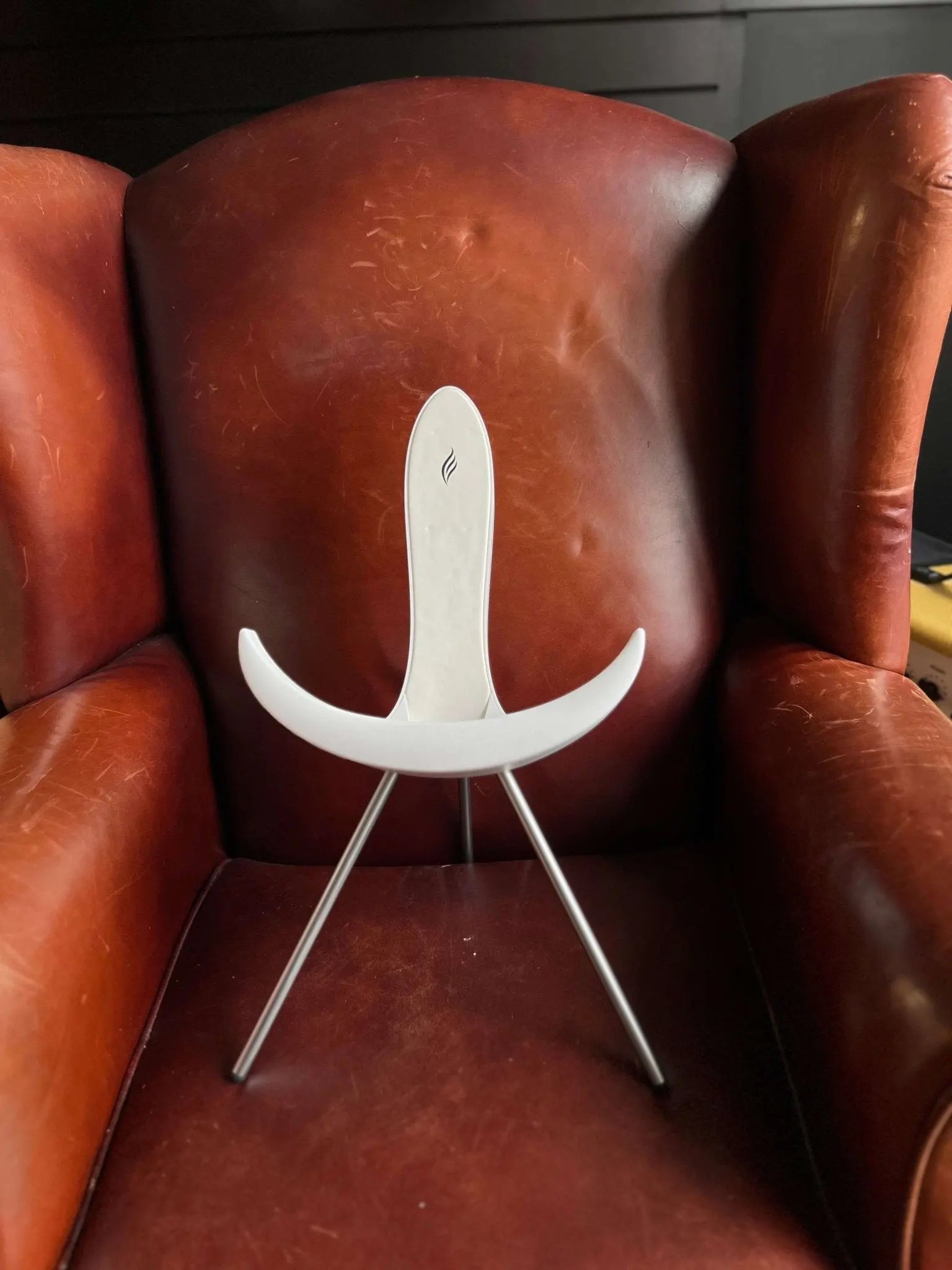 Enya NEXG2 White Guitar and Looper Pedal & Mic Package - Richards Guitars Of Stratford Upon Avon