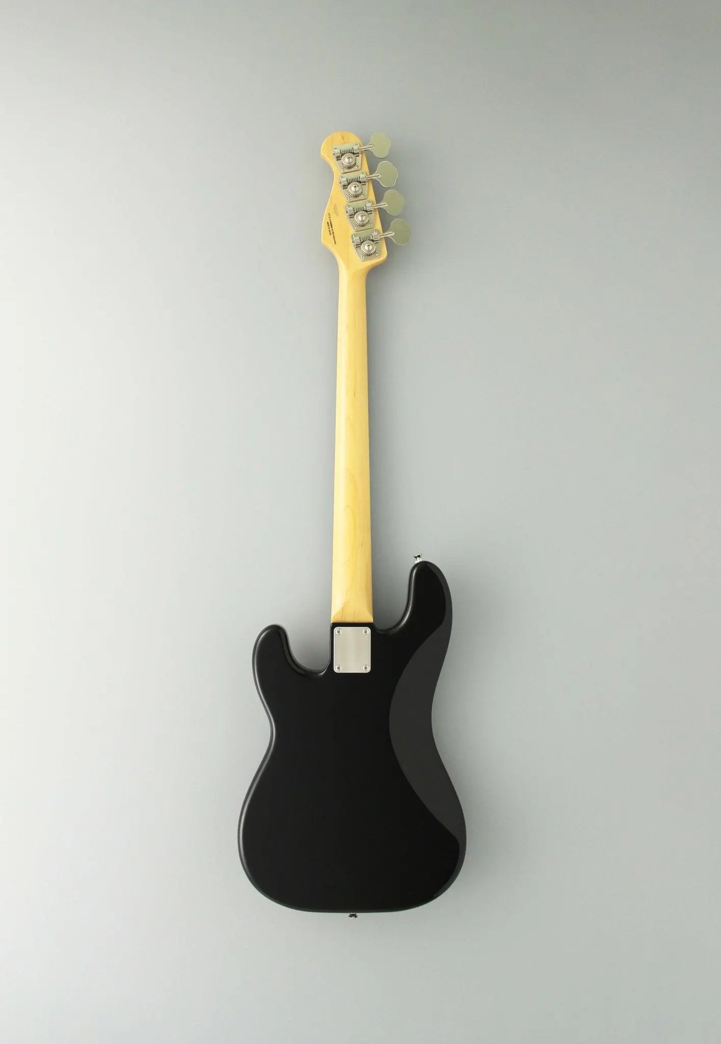 FGN Guitars Neoclassic PB 100R Alder Black - Richards Guitars Of Stratford Upon Avon