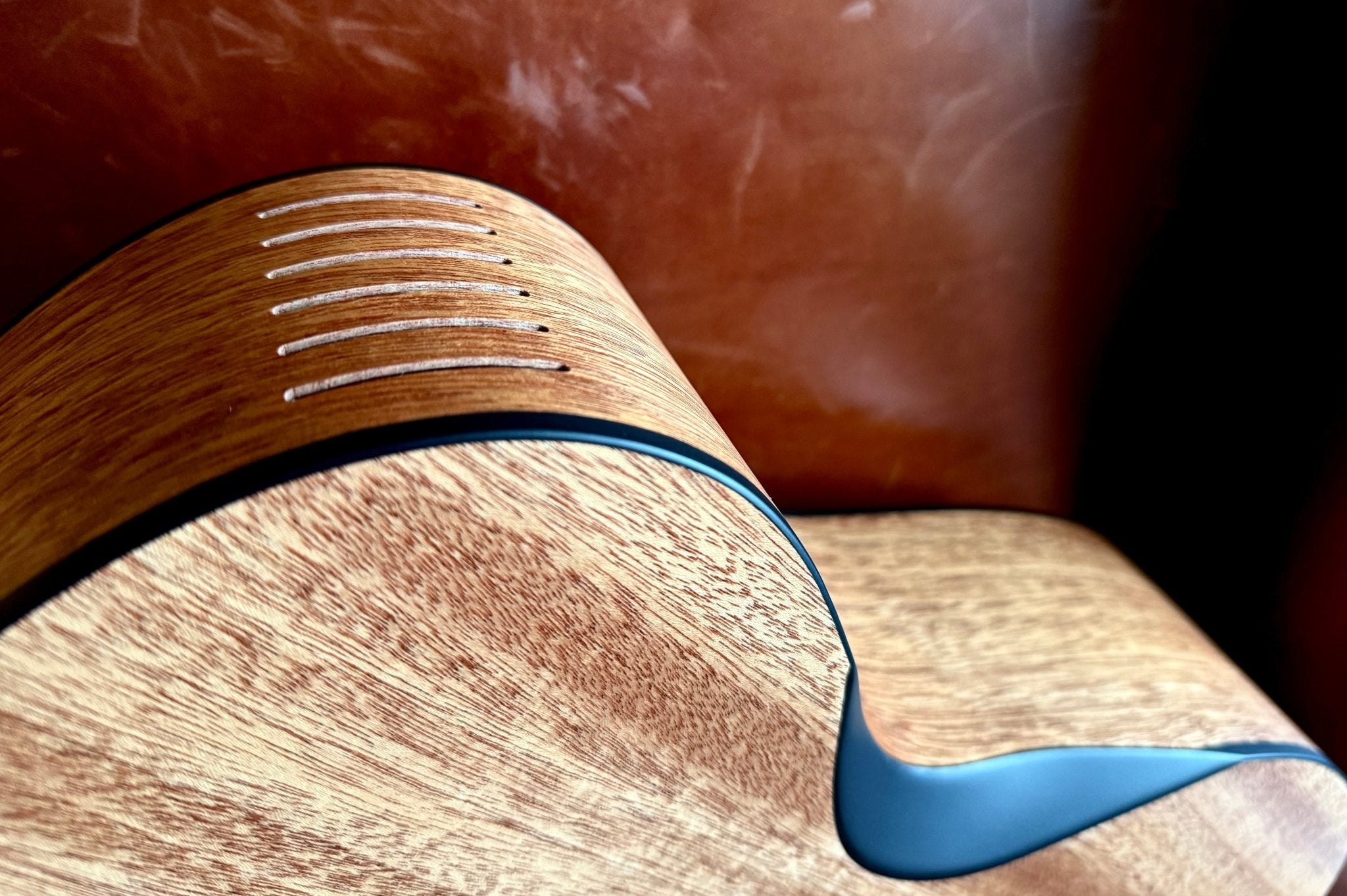 Furch Blue Performance Gc - EMa EAS - VTC - Richards Guitars Of Stratford Upon Avon