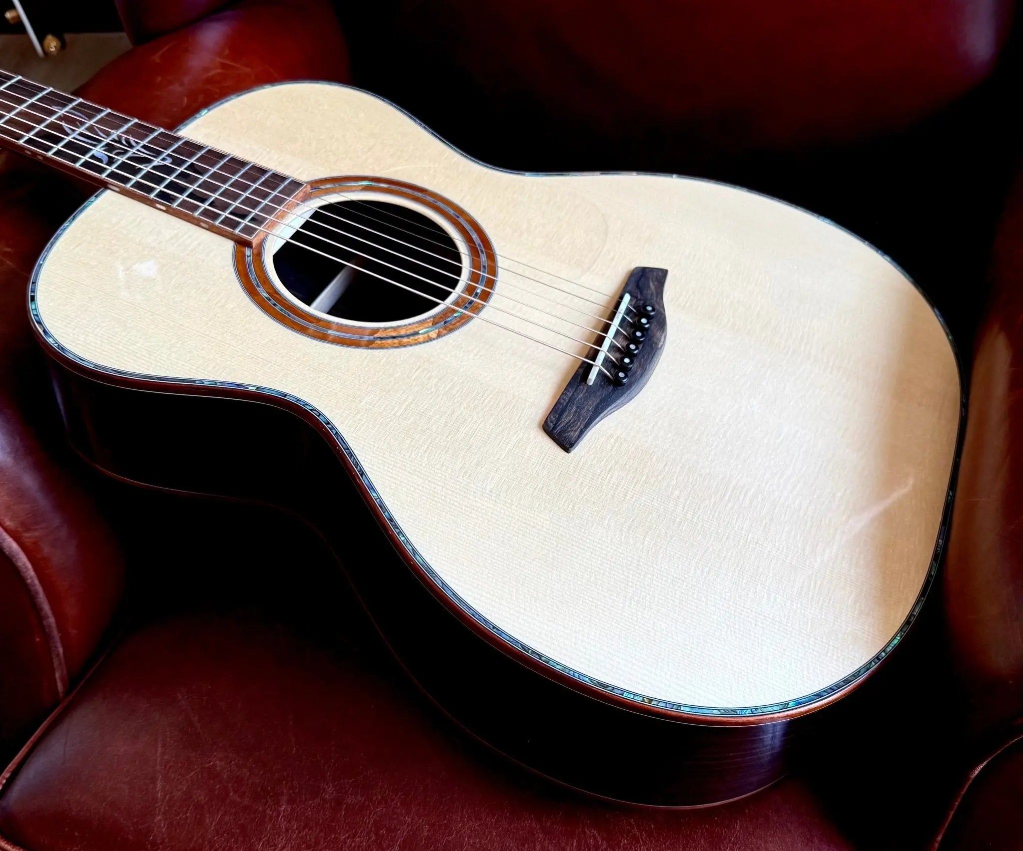 Furch Red OM - LR Orchestra Model Acoustic Guitar - Out Of This World! (2025 CNR Active Upgrade Model) - Richards Guitars Of Stratford Upon Avon