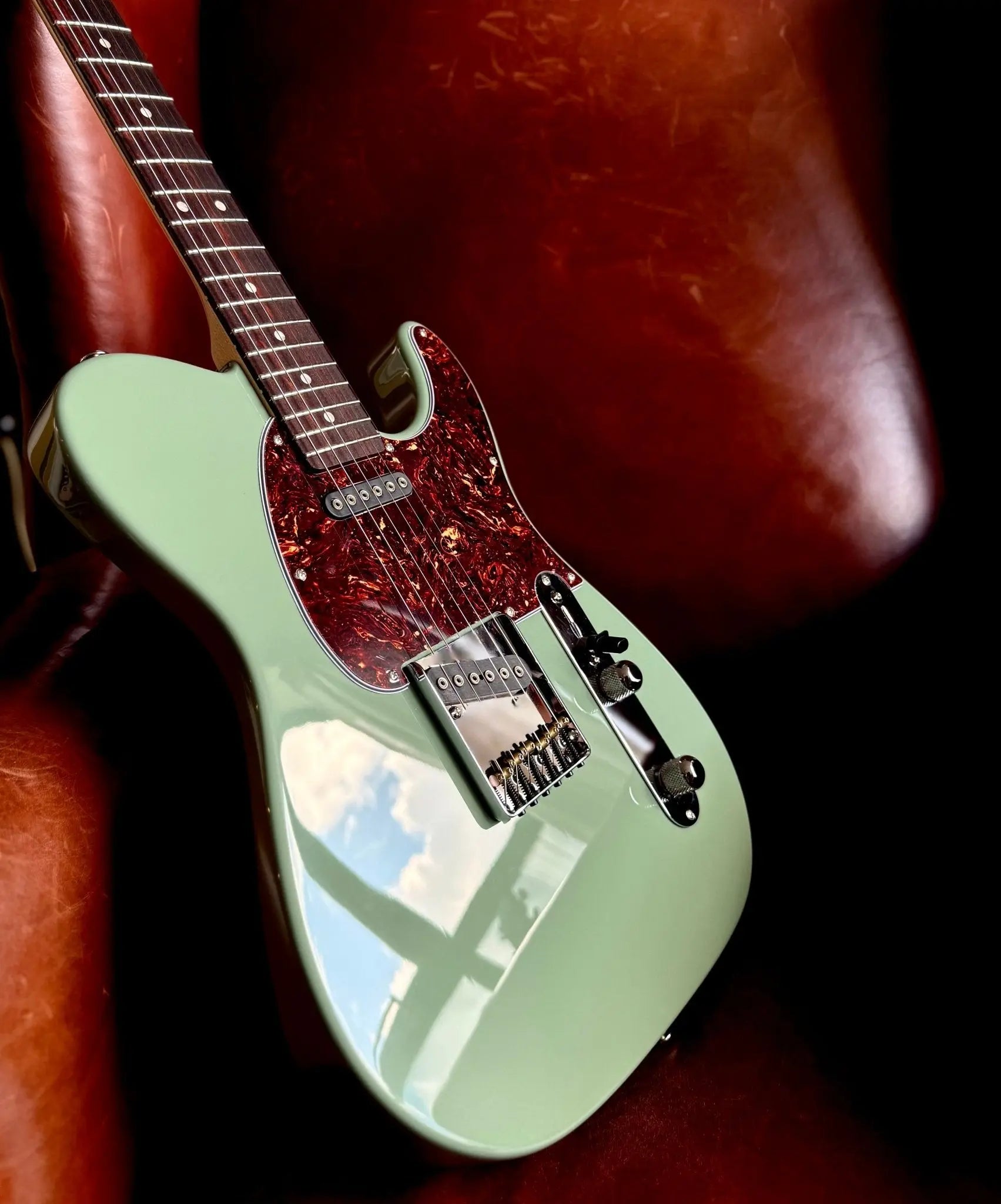 G&L Fullerton Deluxe ASAT Classic Matcha Green over Alder w' Deluxe Gigbag - Richards Guitars Of Stratford Upon Avon
