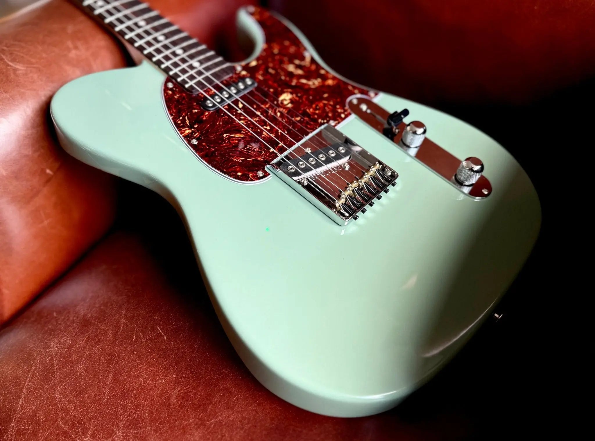 G&L Fullerton Deluxe ASAT Classic Matcha Green over Alder w' Deluxe Gigbag - Richards Guitars Of Stratford Upon Avon