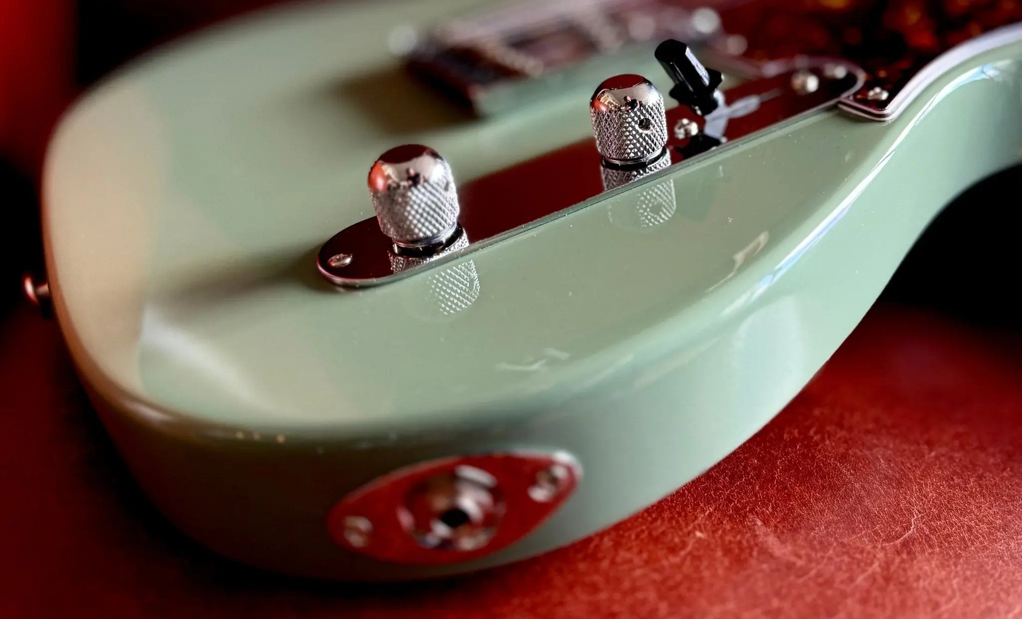 G&L Fullerton Deluxe ASAT Classic Matcha Green over Alder w' Deluxe Gigbag - Richards Guitars Of Stratford Upon Avon